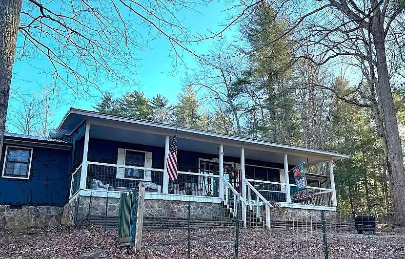 1522 Turkey Creek Road — photo