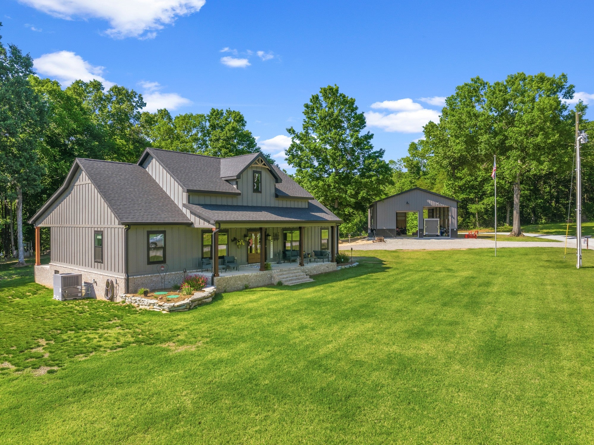 1144 Covenant Cove Ln — photo