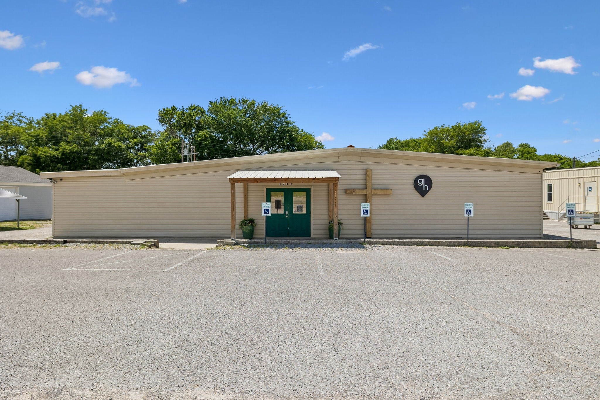 5216 Nashville Hwy — photo