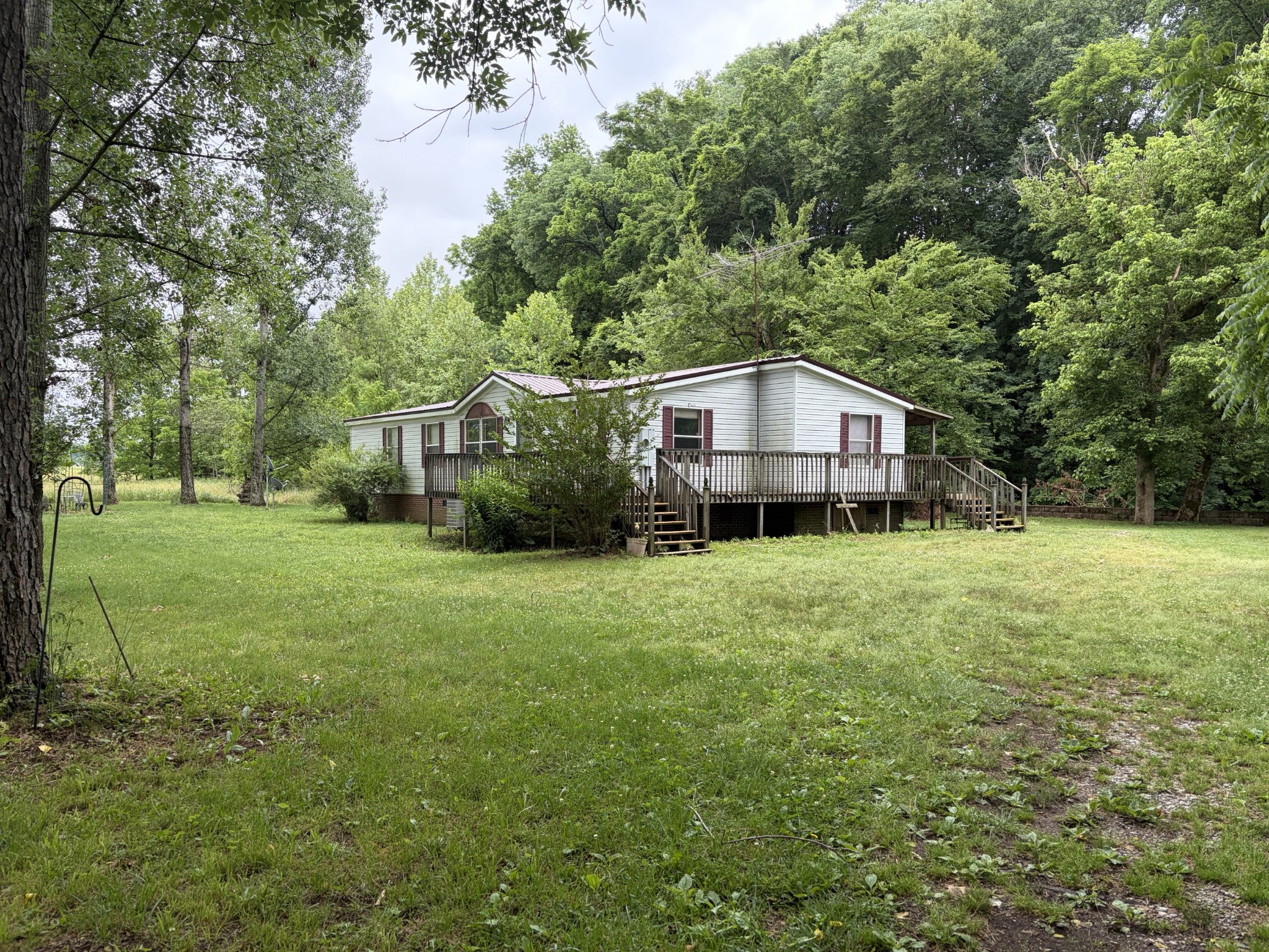 2499 W Leatherwood Rd — photo