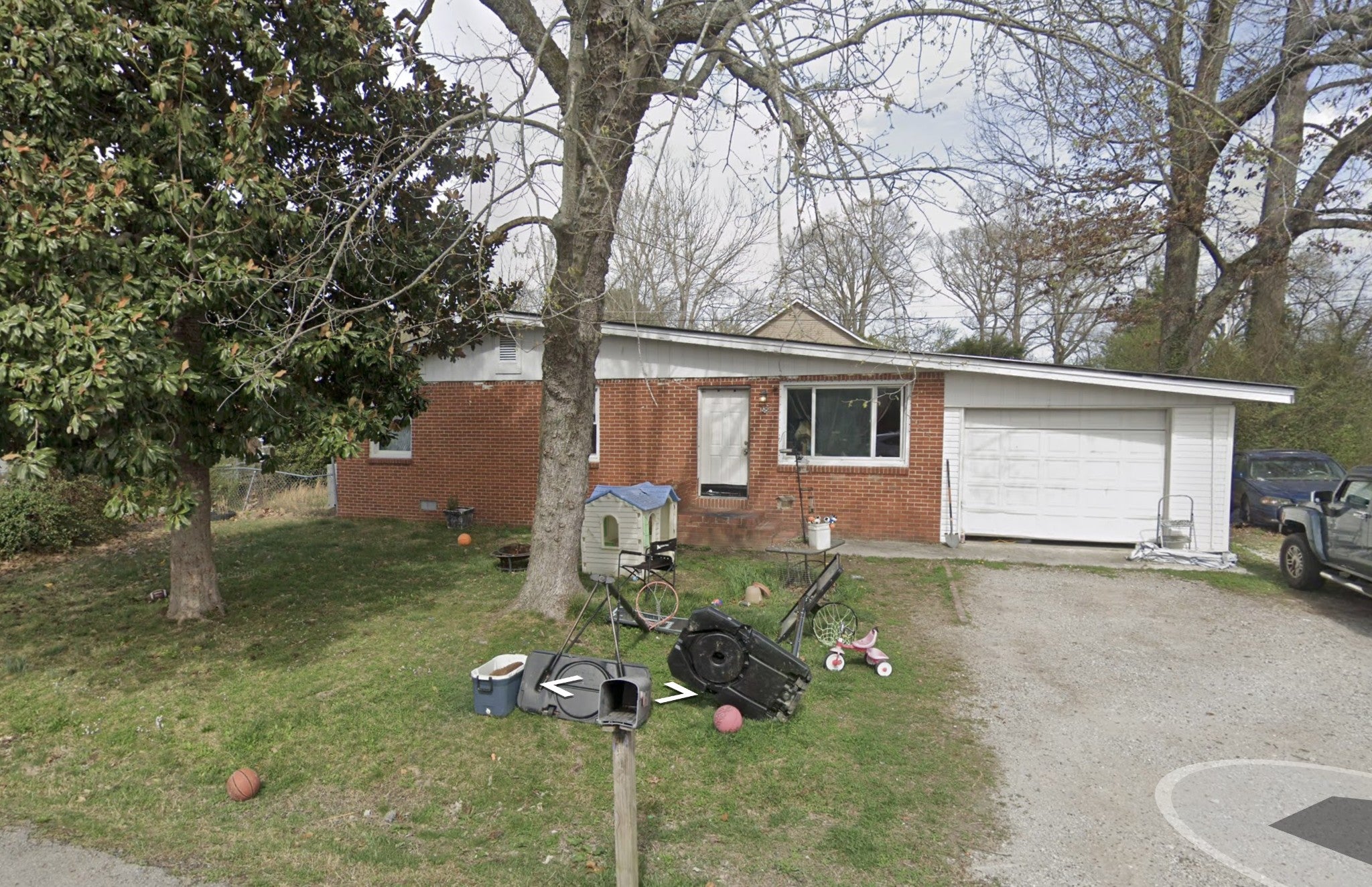 1510 Rogers Cir — photo