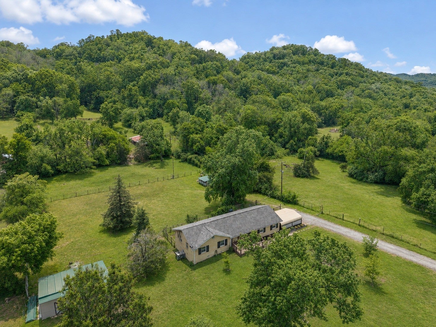 5324 Tidwell Hollow Rd — photo