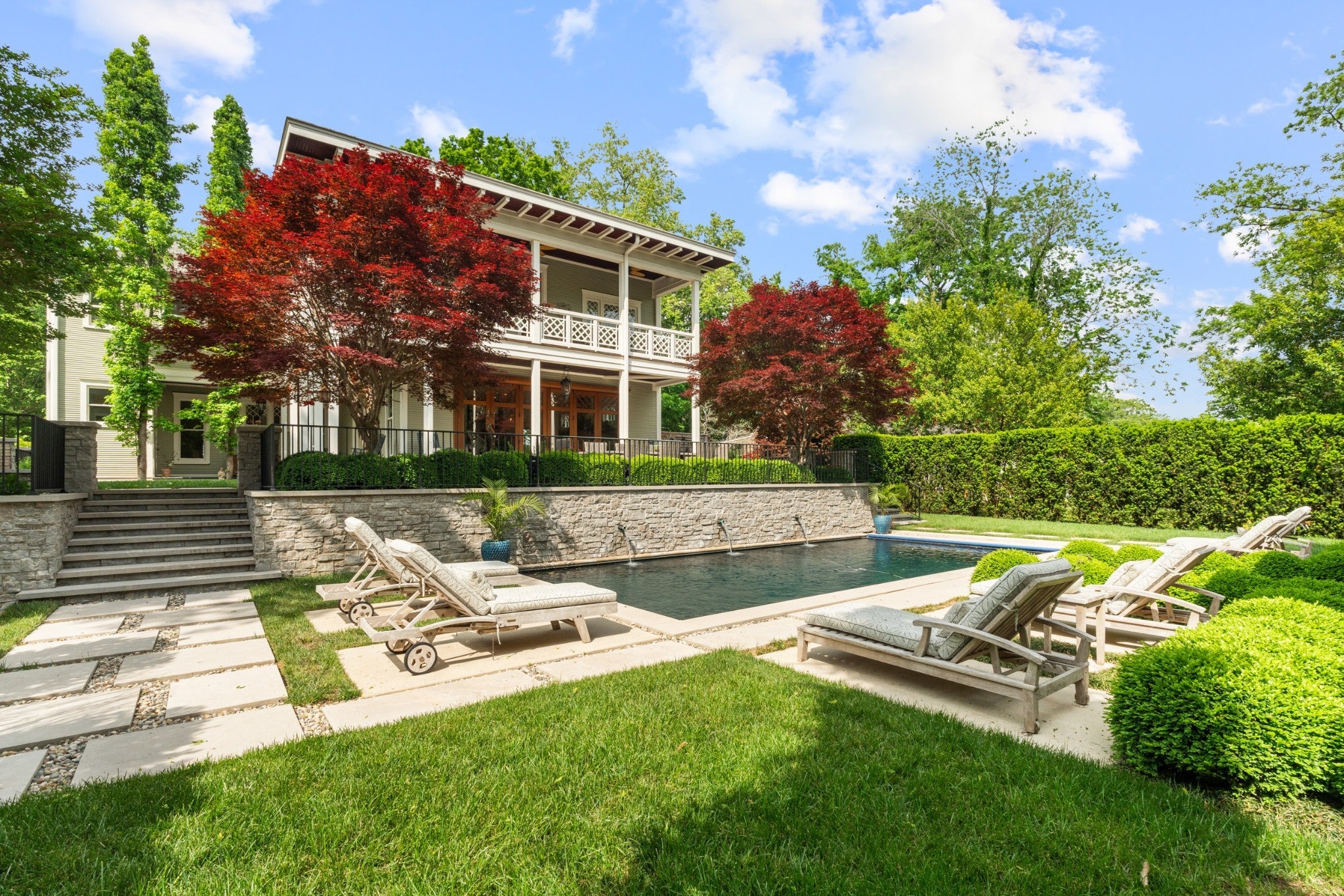 1015 Clifton Ln — photo