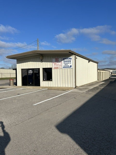 418 Tiny Town Rd — photo