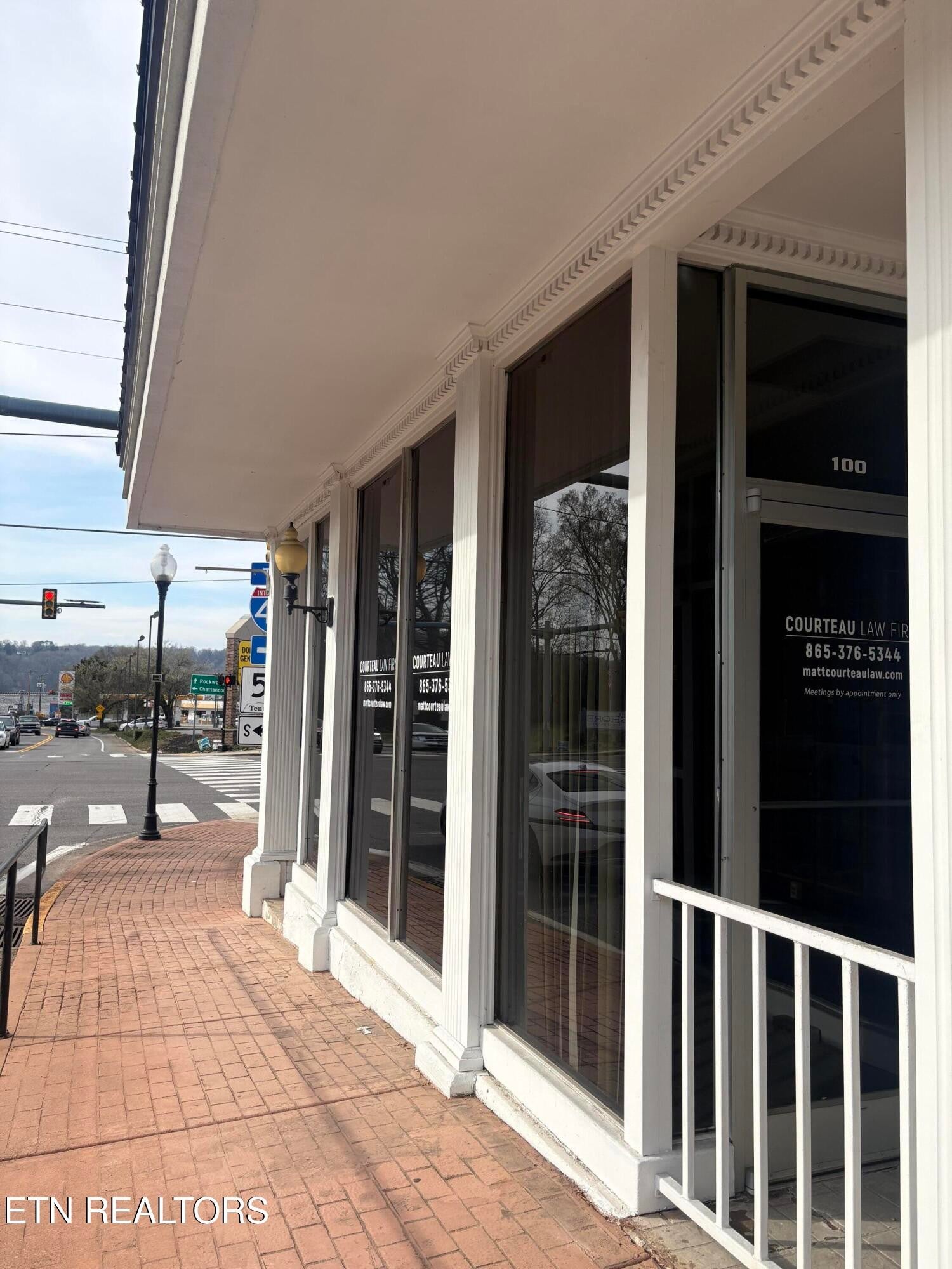 100 E Race St — photo