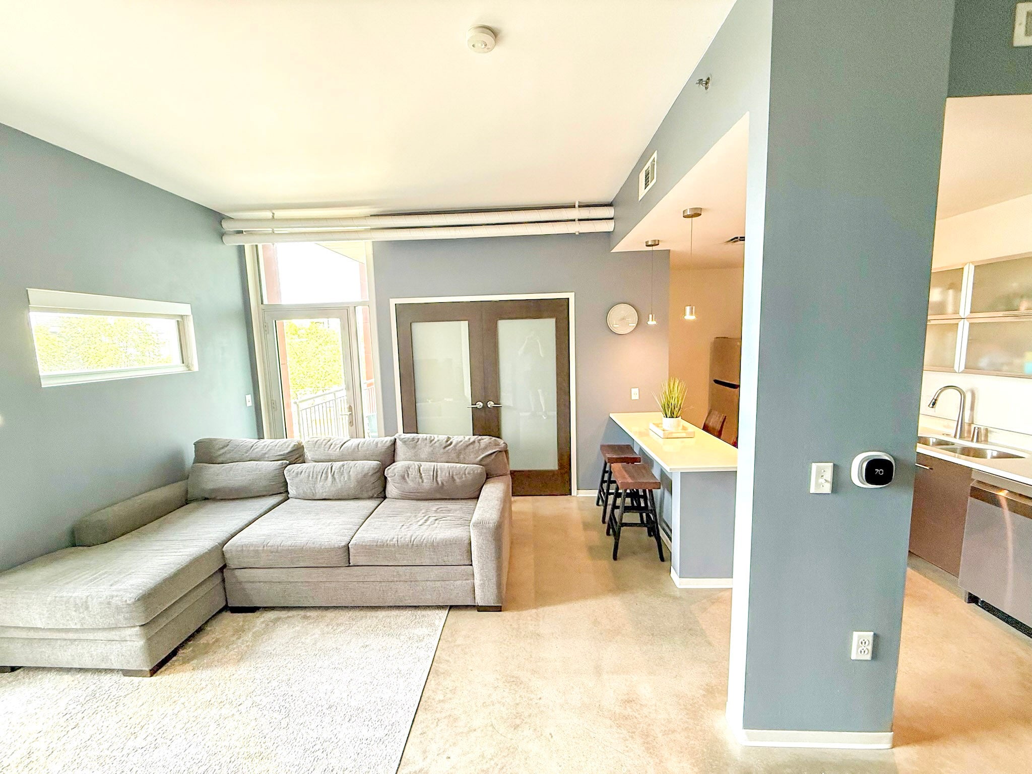 2115 Yeaman Pl 211 — photo