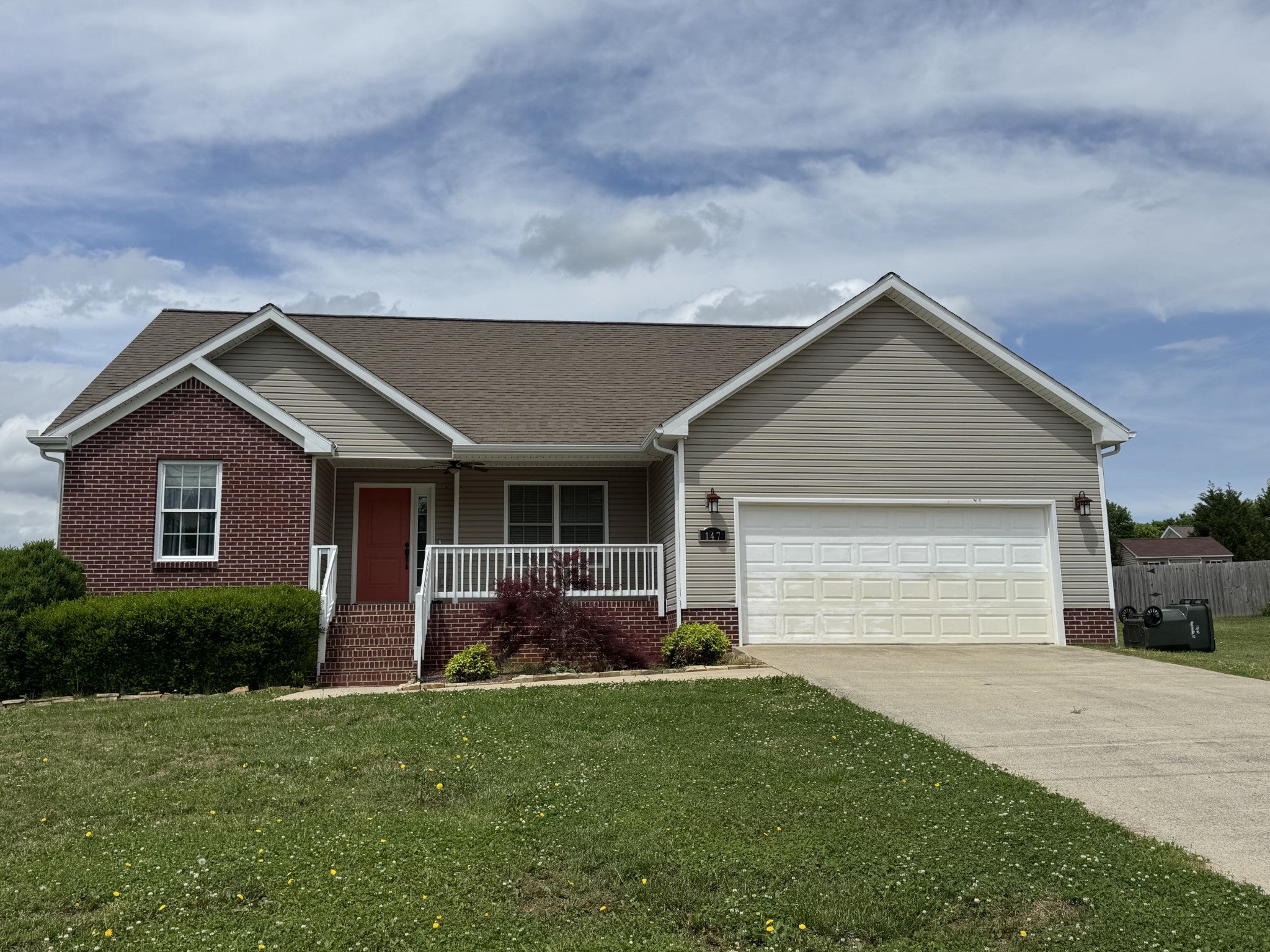 147 Daven Dr — photo