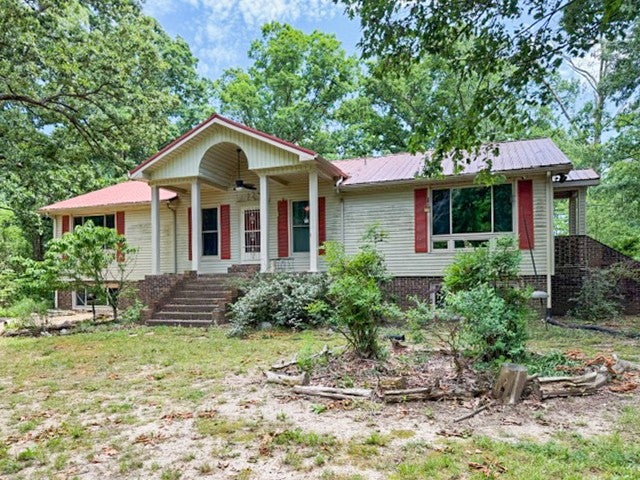 1045 Highland Dr — photo