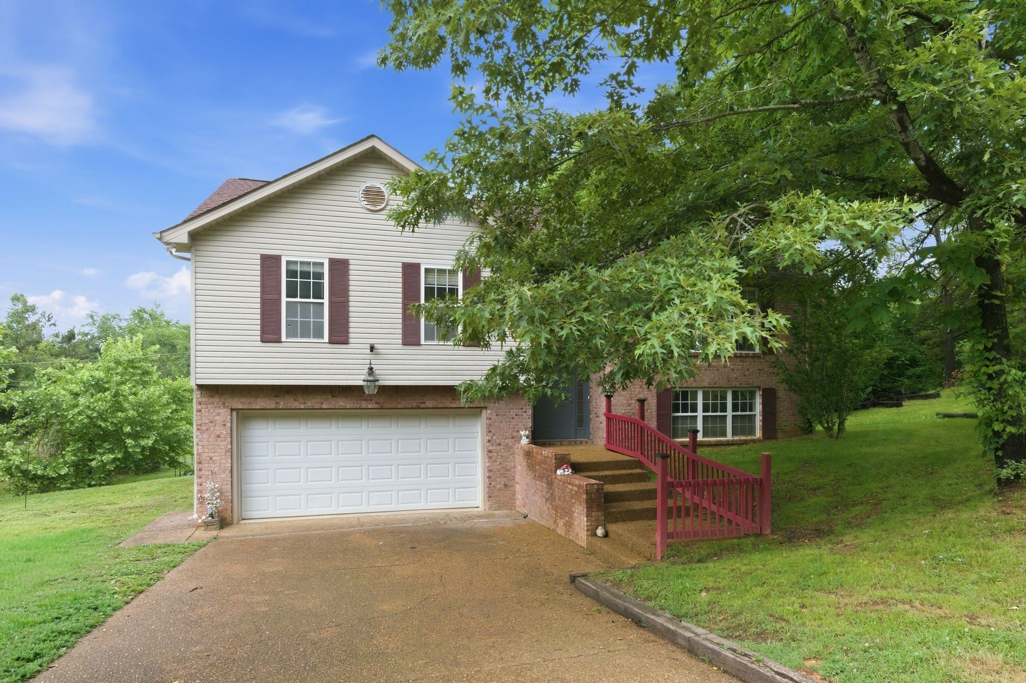 7500 Cherokee Hills Rd — photo