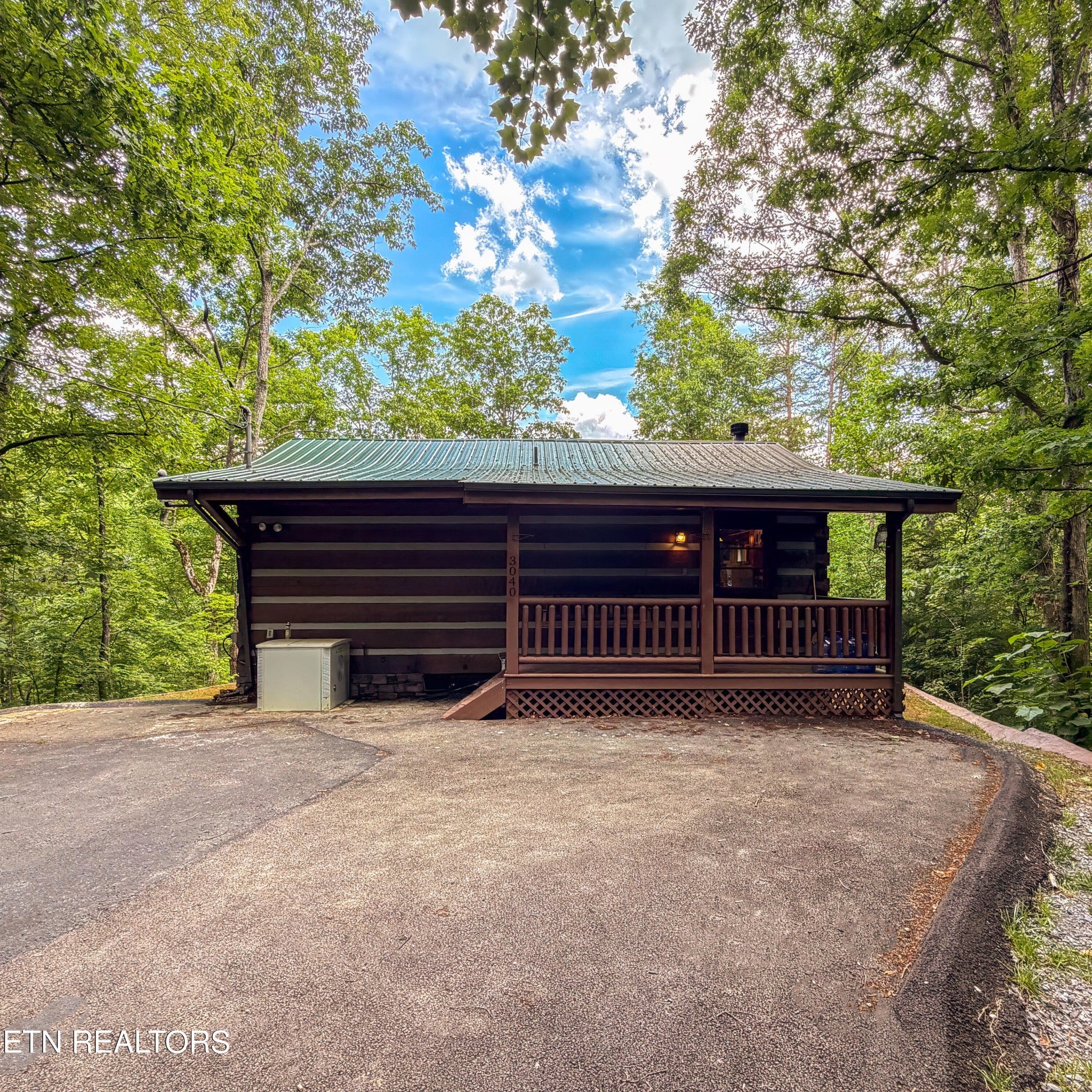 3040 Patty View Way — photo
