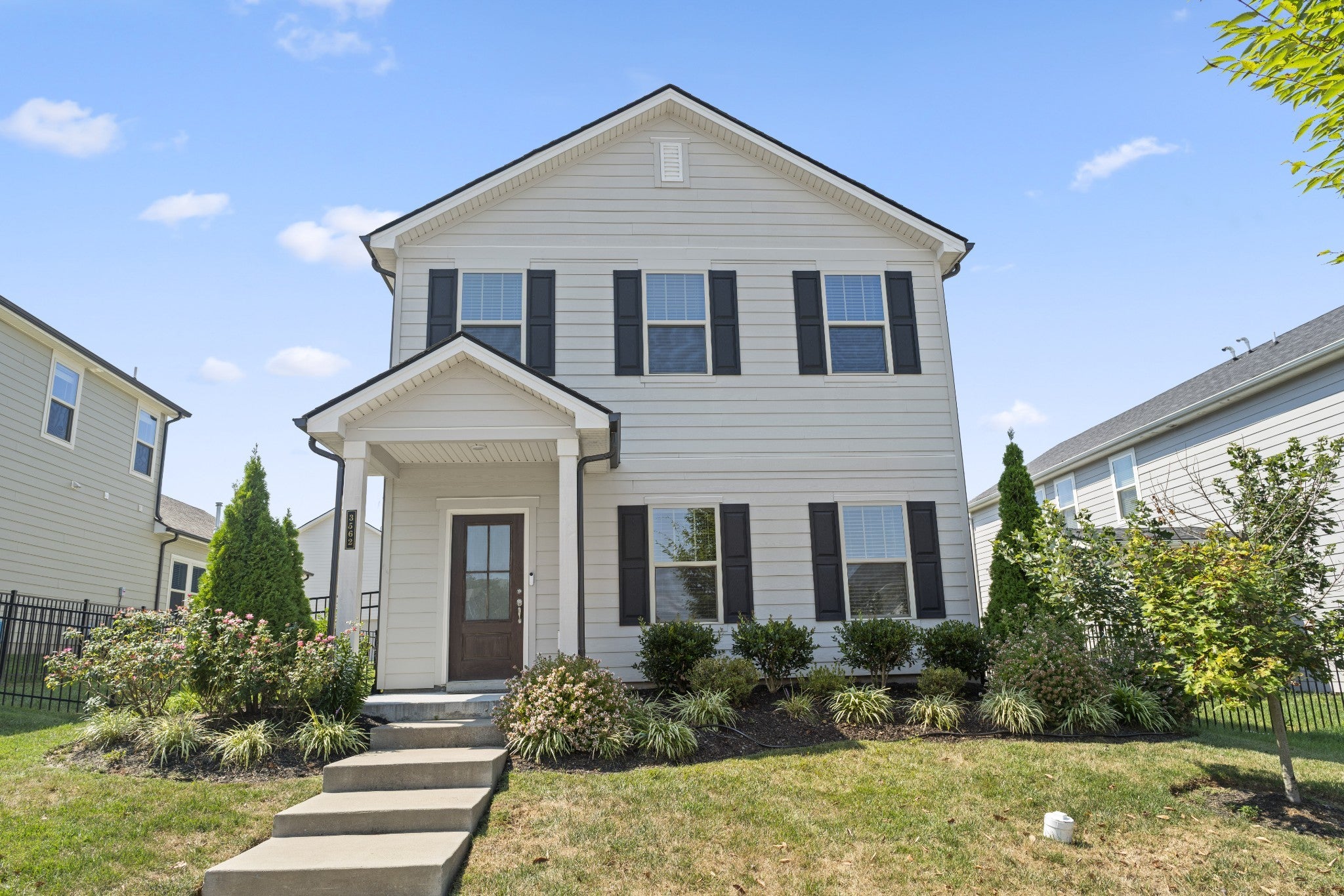 3562 Four Leaf Way — photo