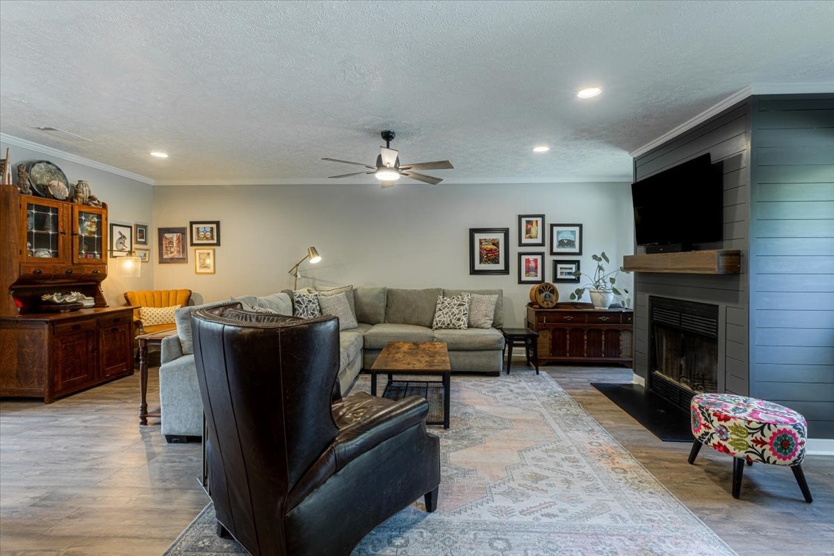 237 Highland Villa Cir — photo