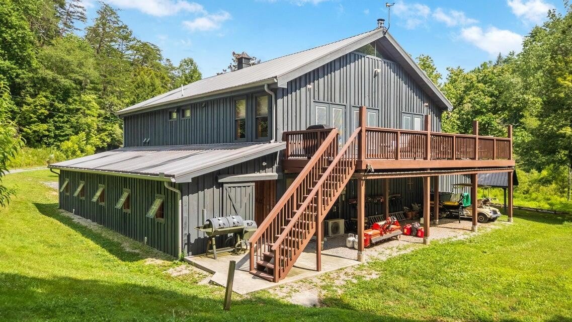 118 Price Road — photo