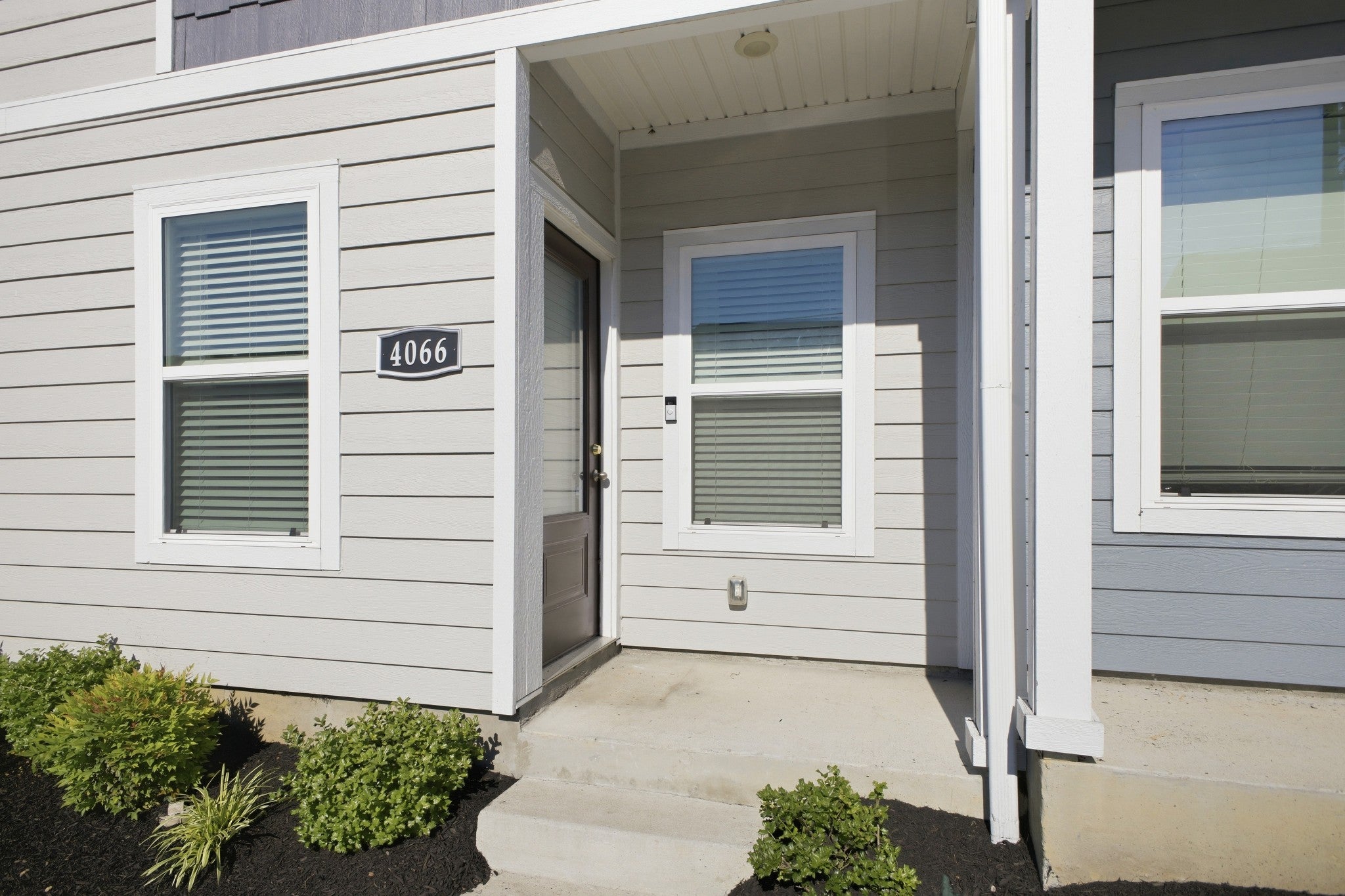 4066 Cody Dr — photo