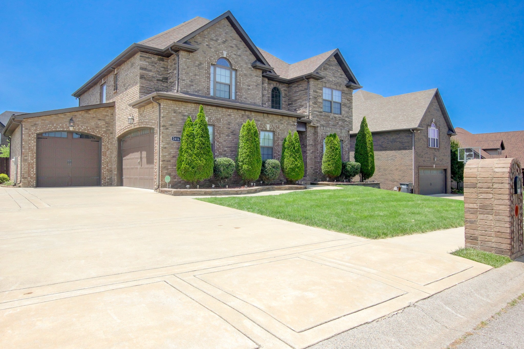 2616 Browning Way — photo