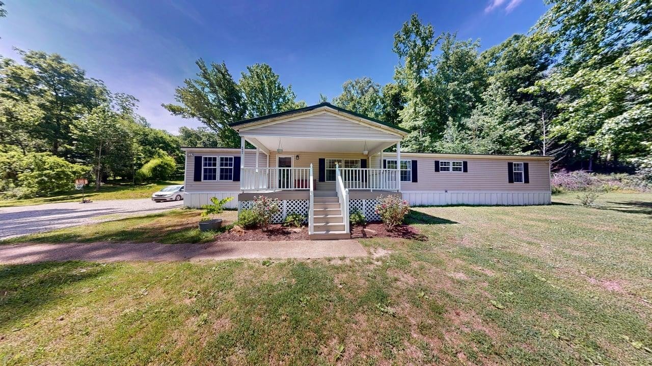 4805 Love Branch Rd — photo