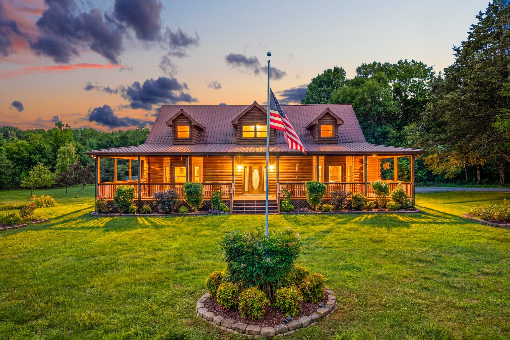 2465 Browns Mill Rd — photo