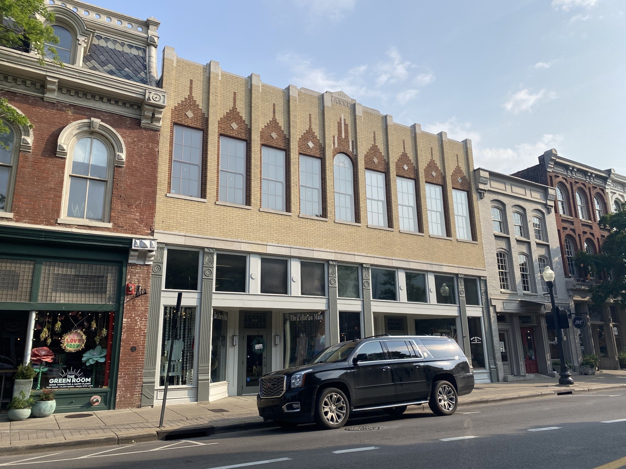 344 Main St — photo