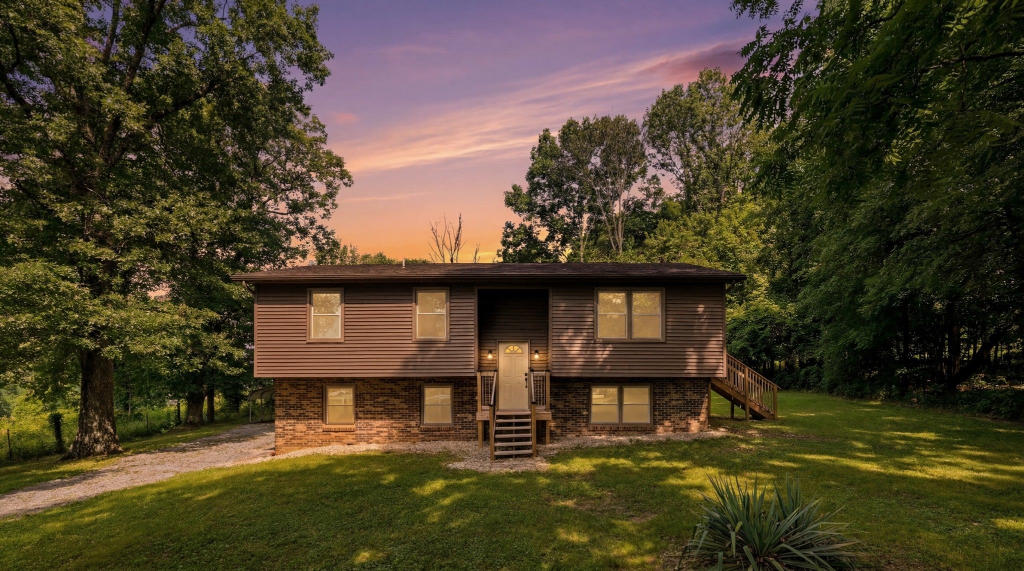 1040 Old Fayetteville Hwy — photo