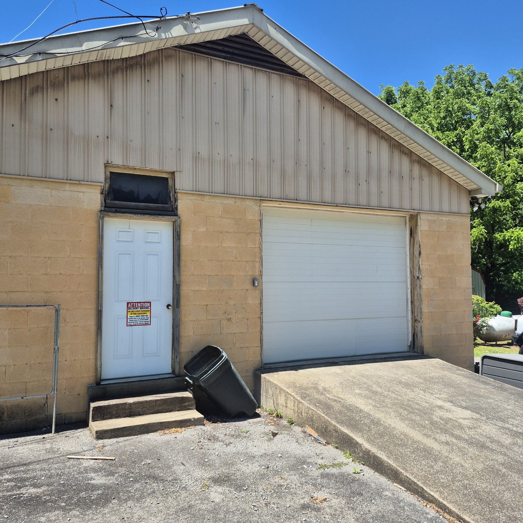 7803 Lebanon Rd — photo