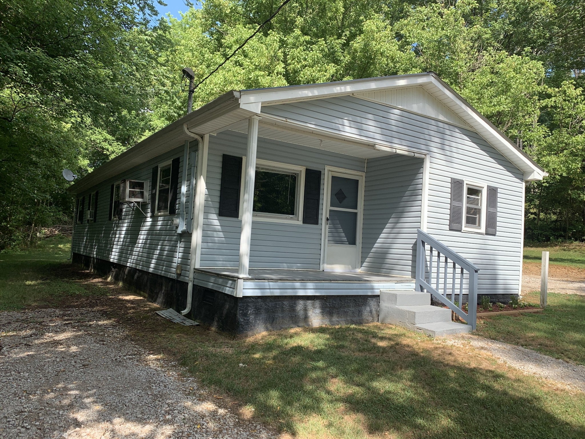 2515 Smith Hollow Rd — photo