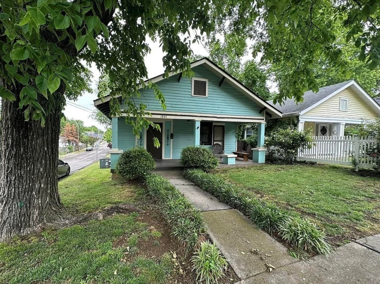 1801A Shelby Ave — photo