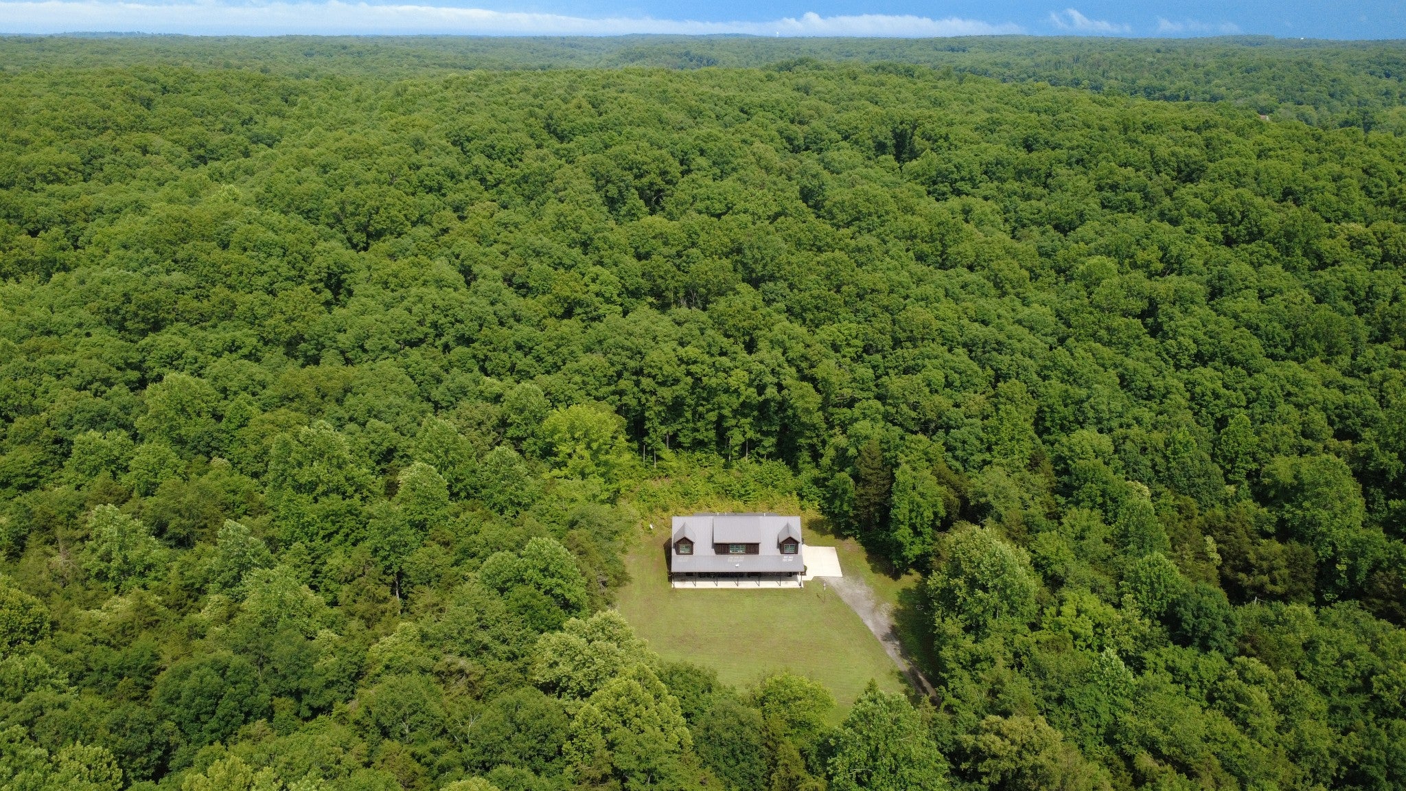 7075 Pinewood Rd — photo