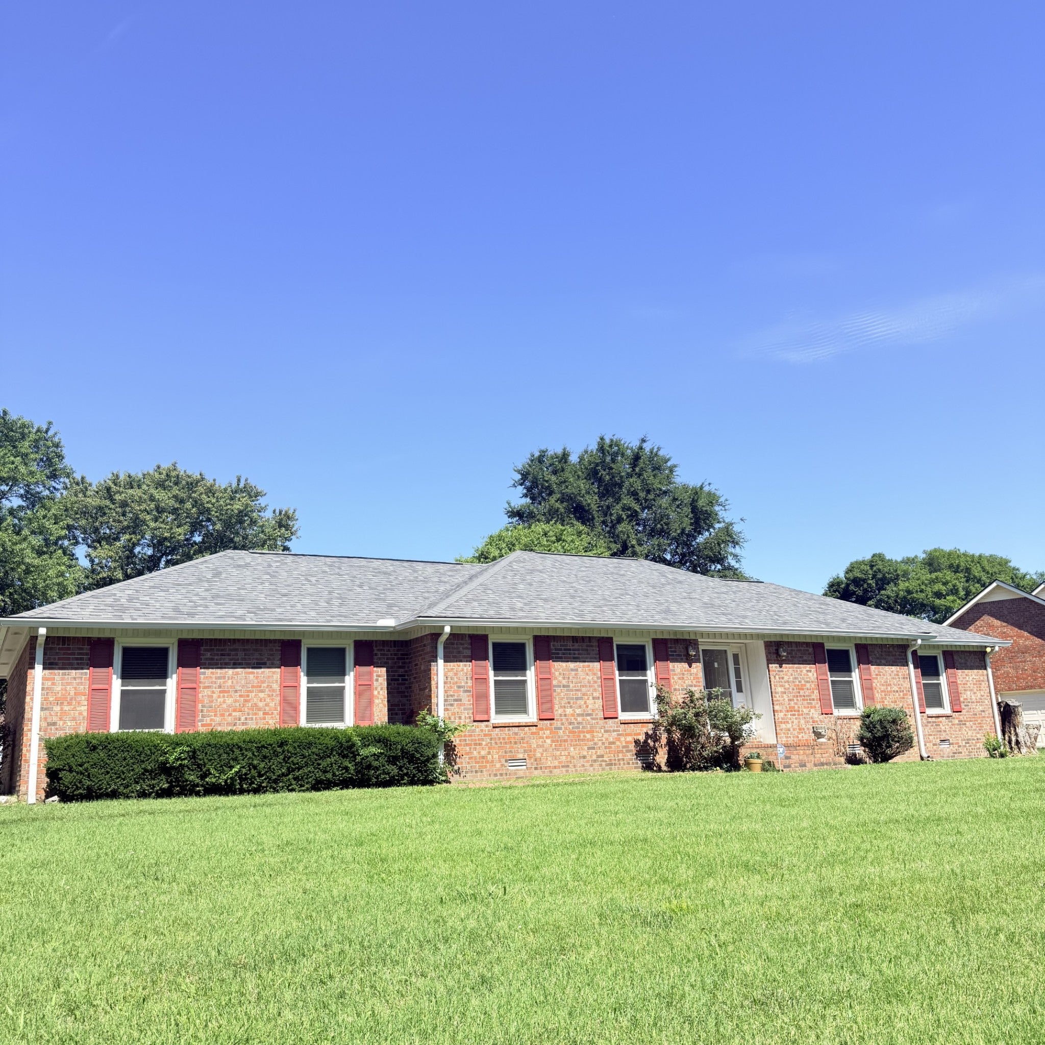 2318 Riverstone Dr — photo