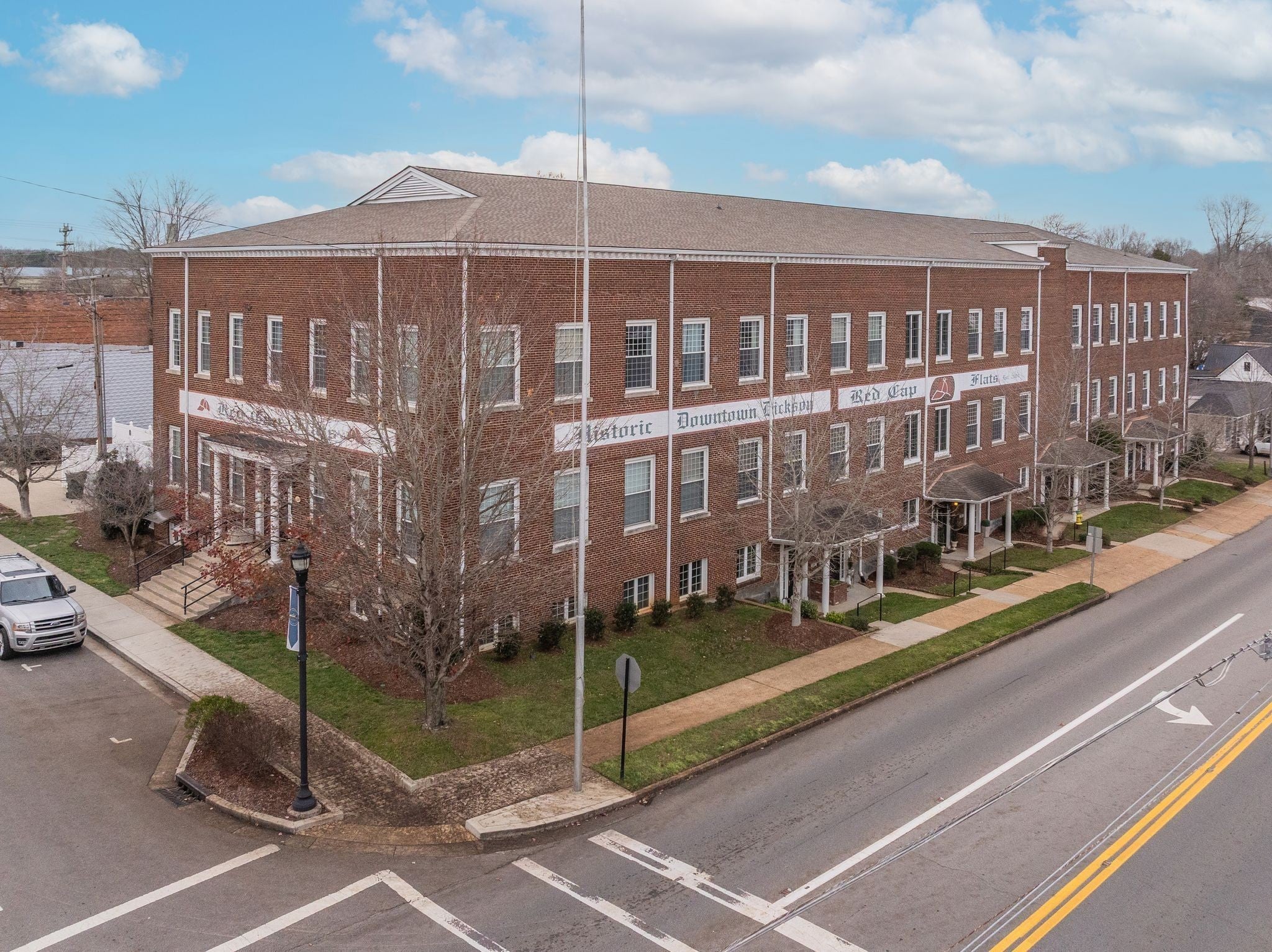 202A West College Street 4 — photo