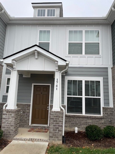 1741 Frodo Way — photo