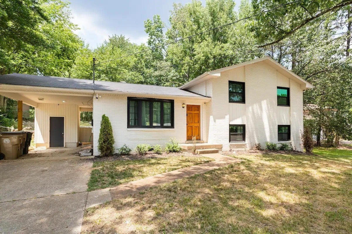 599 Hill Creek Dr — photo