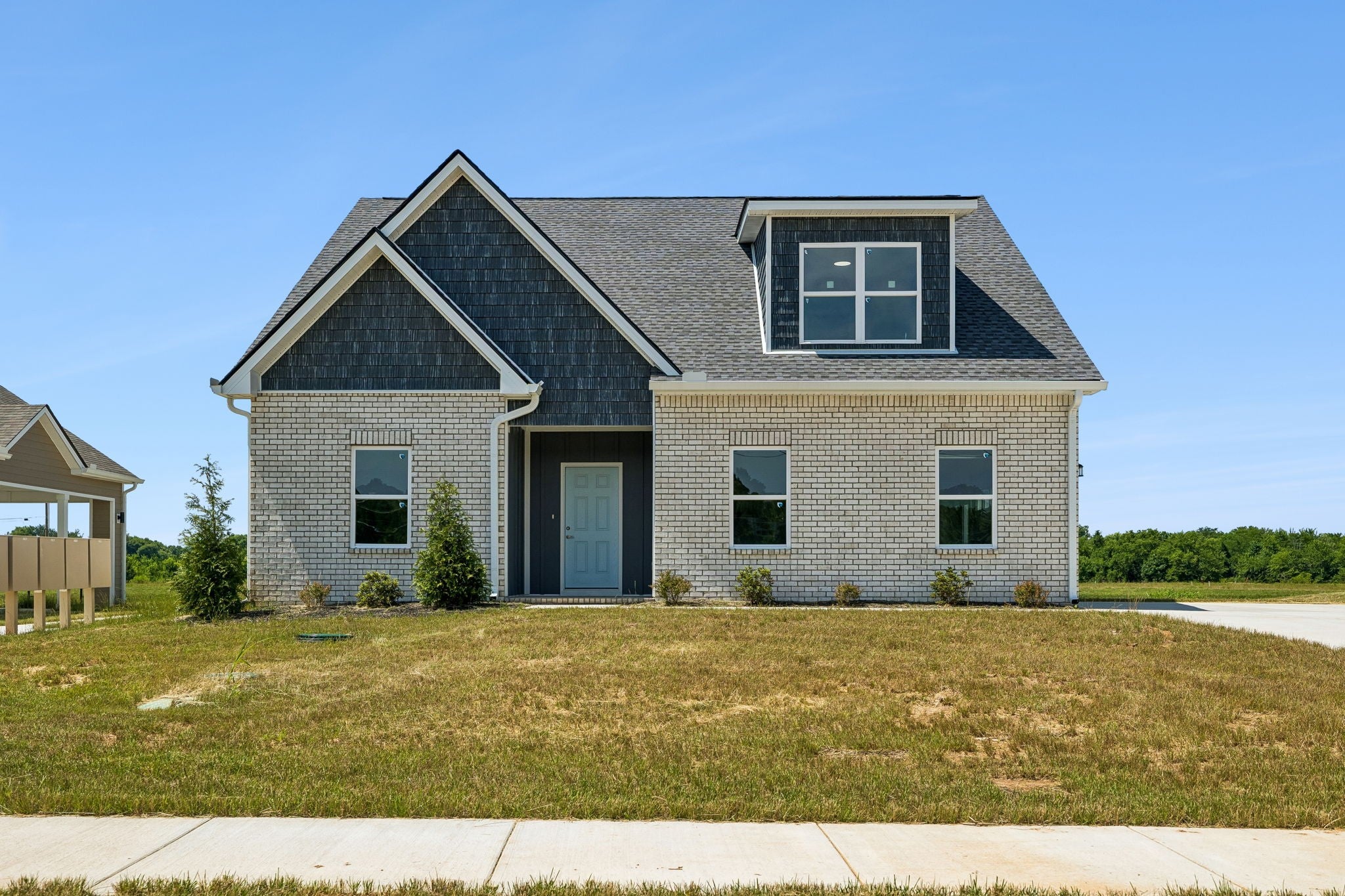 2216 Pickwick Place — photo