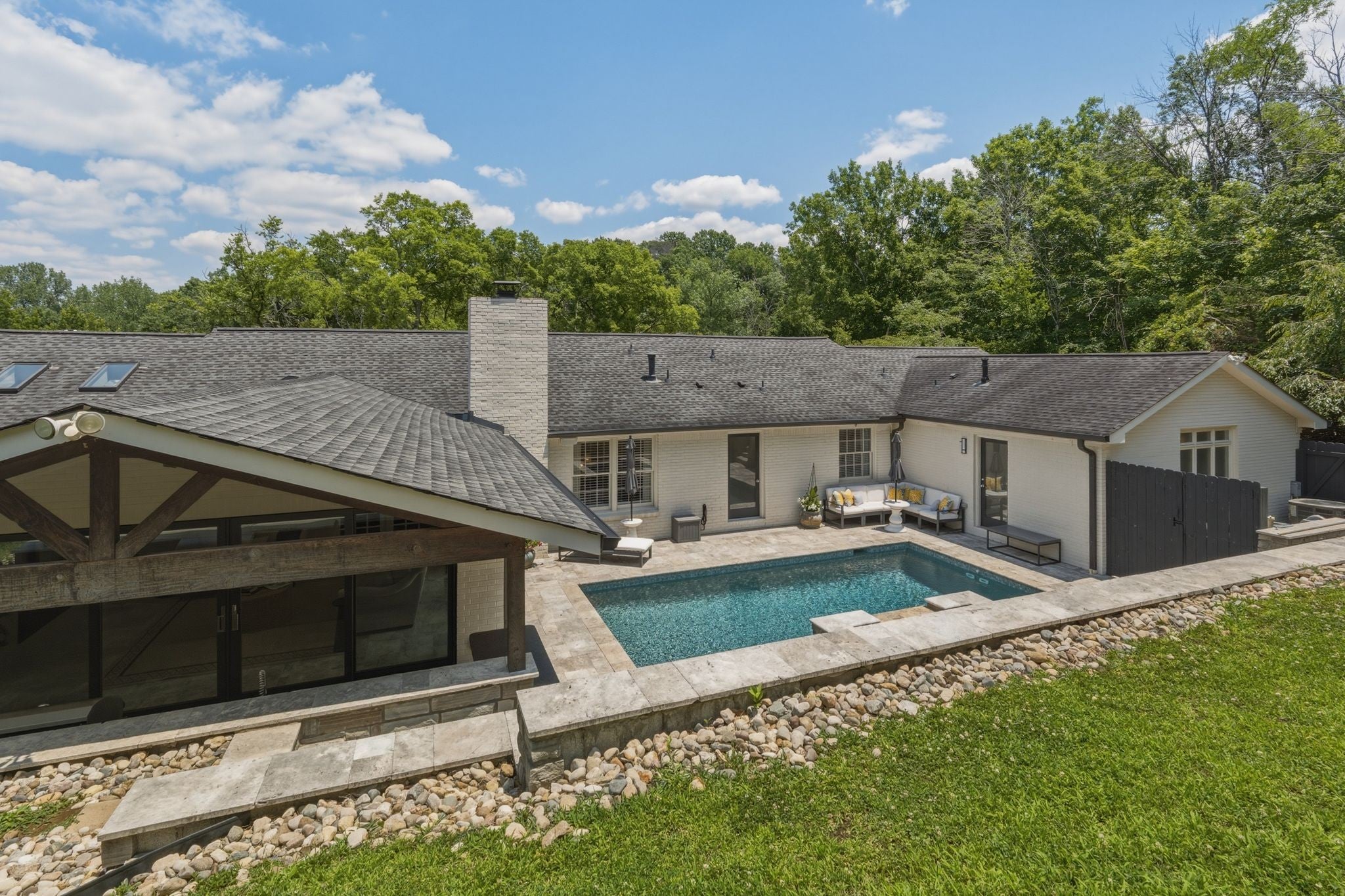 5340 Forest Acres Dr — photo