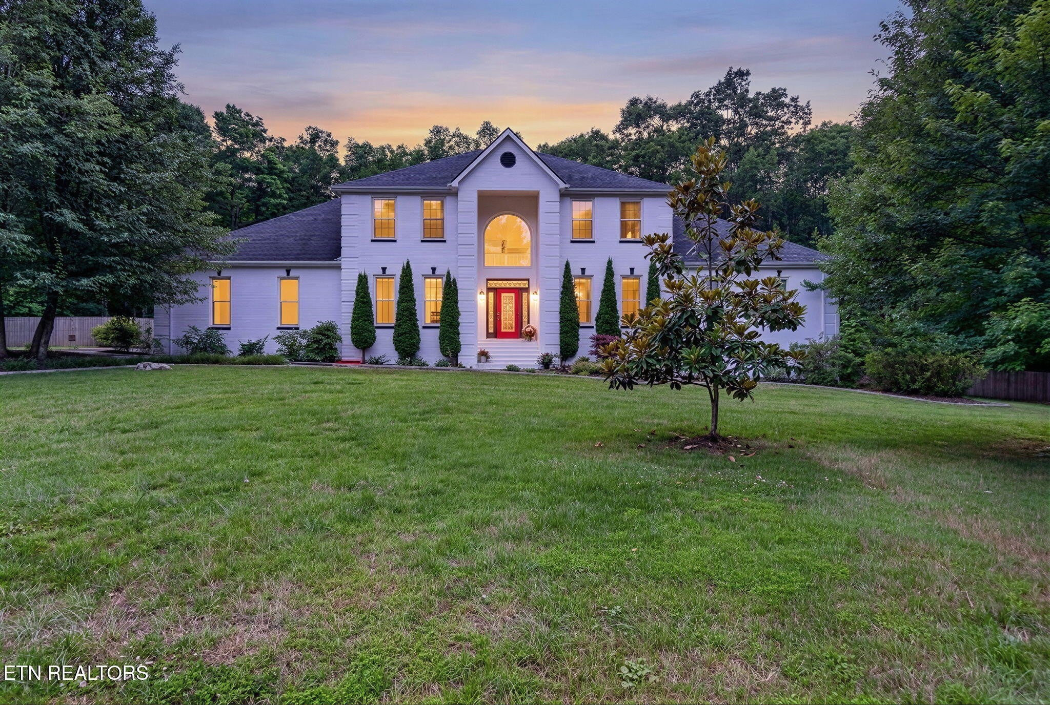 307 Laurel Circle — photo
