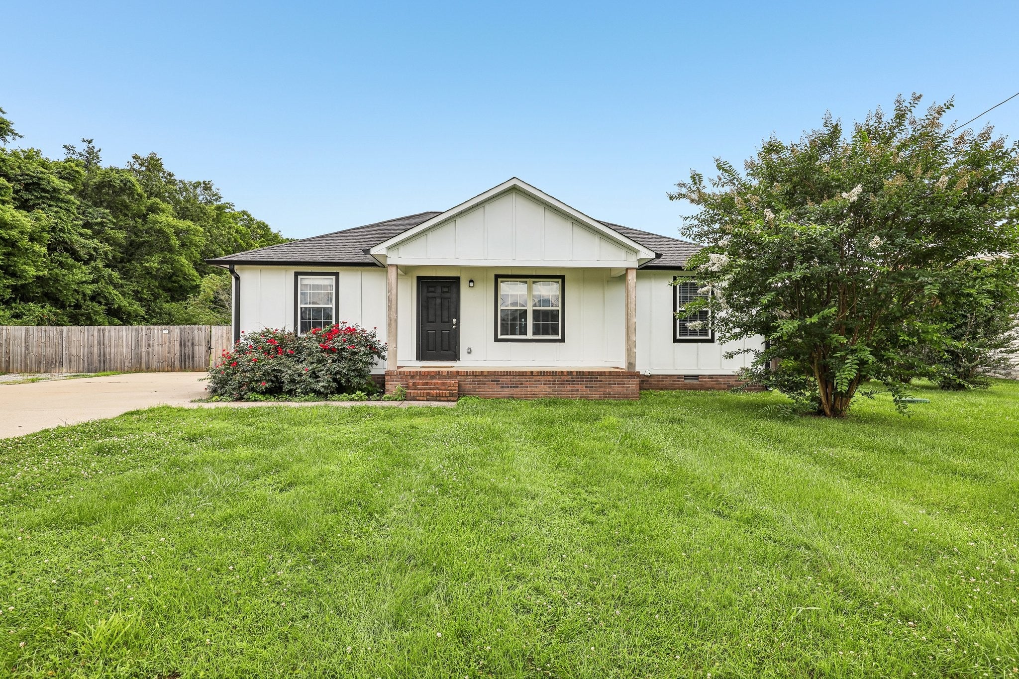2312 Forrest Fields Dr — photo