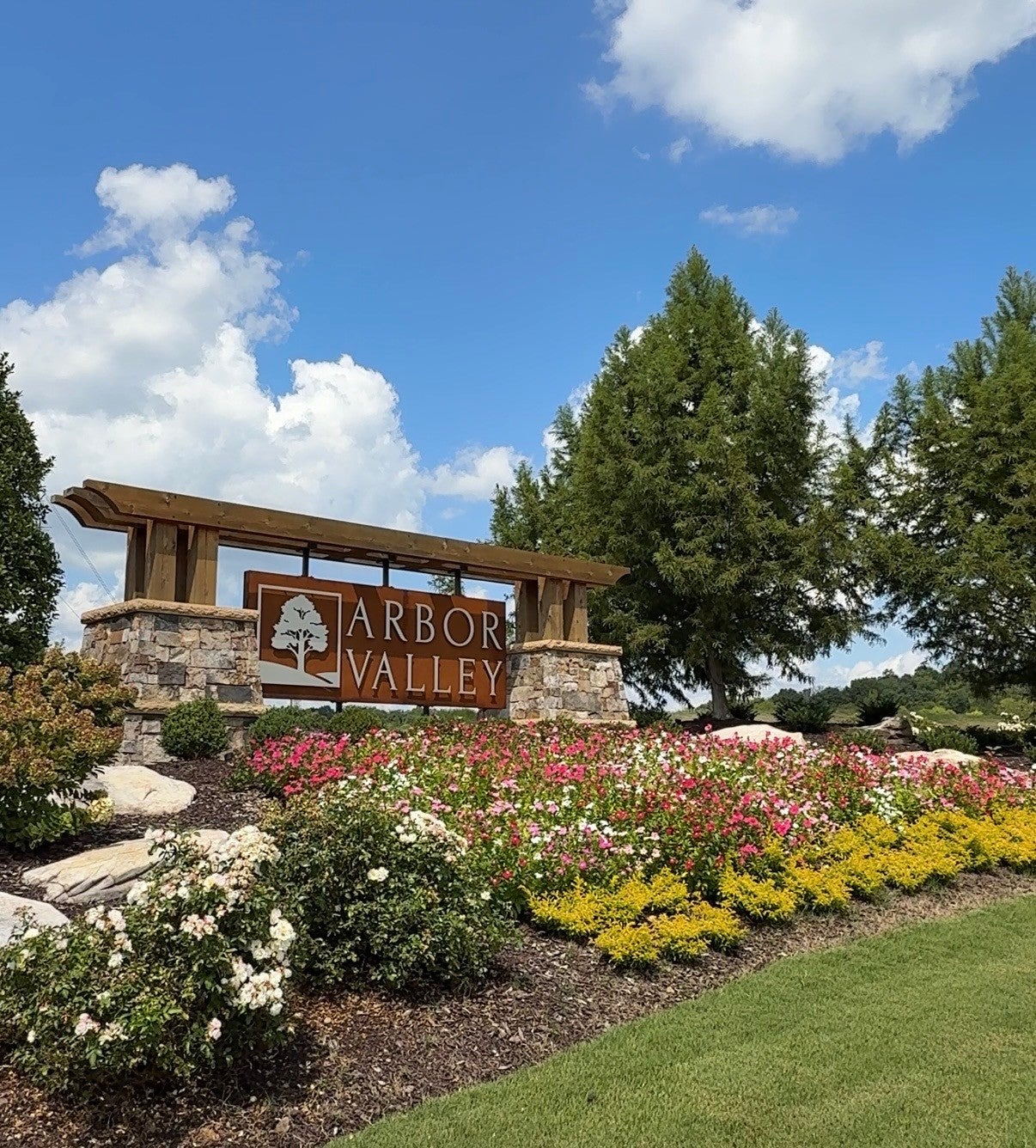 3146 Arbor Valley Rd — photo