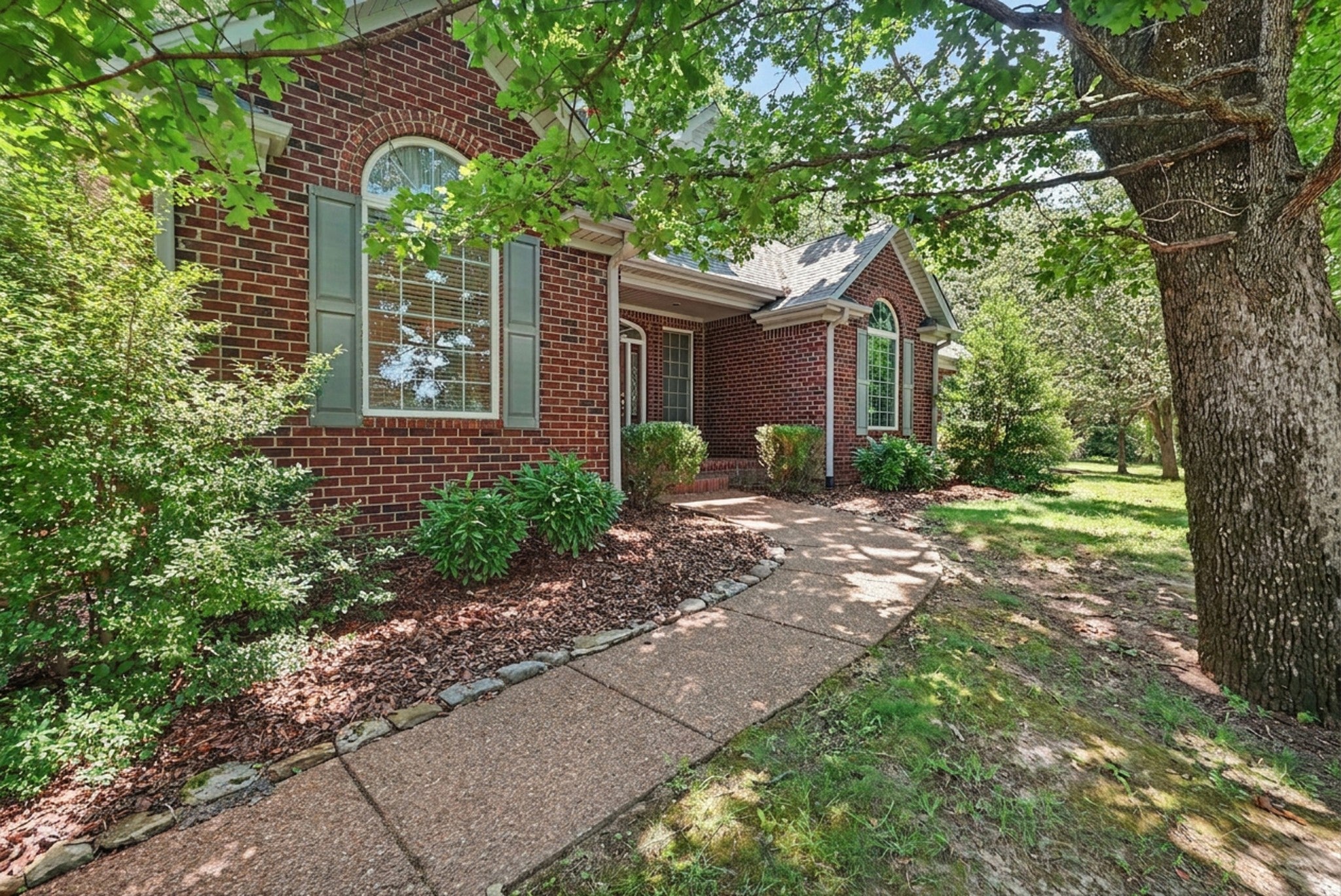 7232 Knottingham Dr — photo