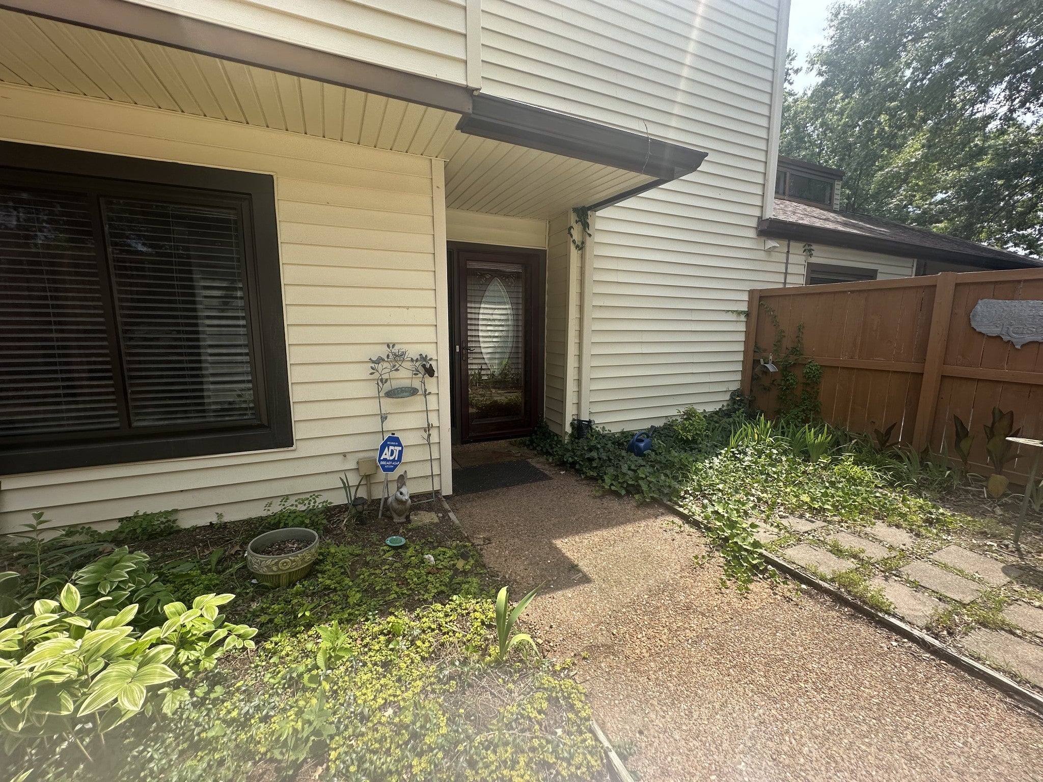 4838 Club Dr — photo