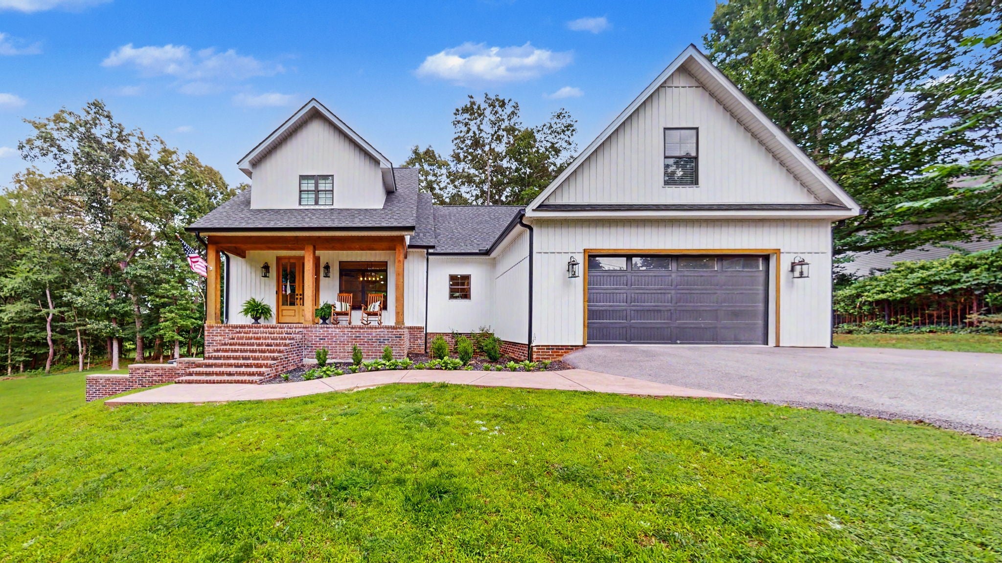 183 Country Wood Dr — photo