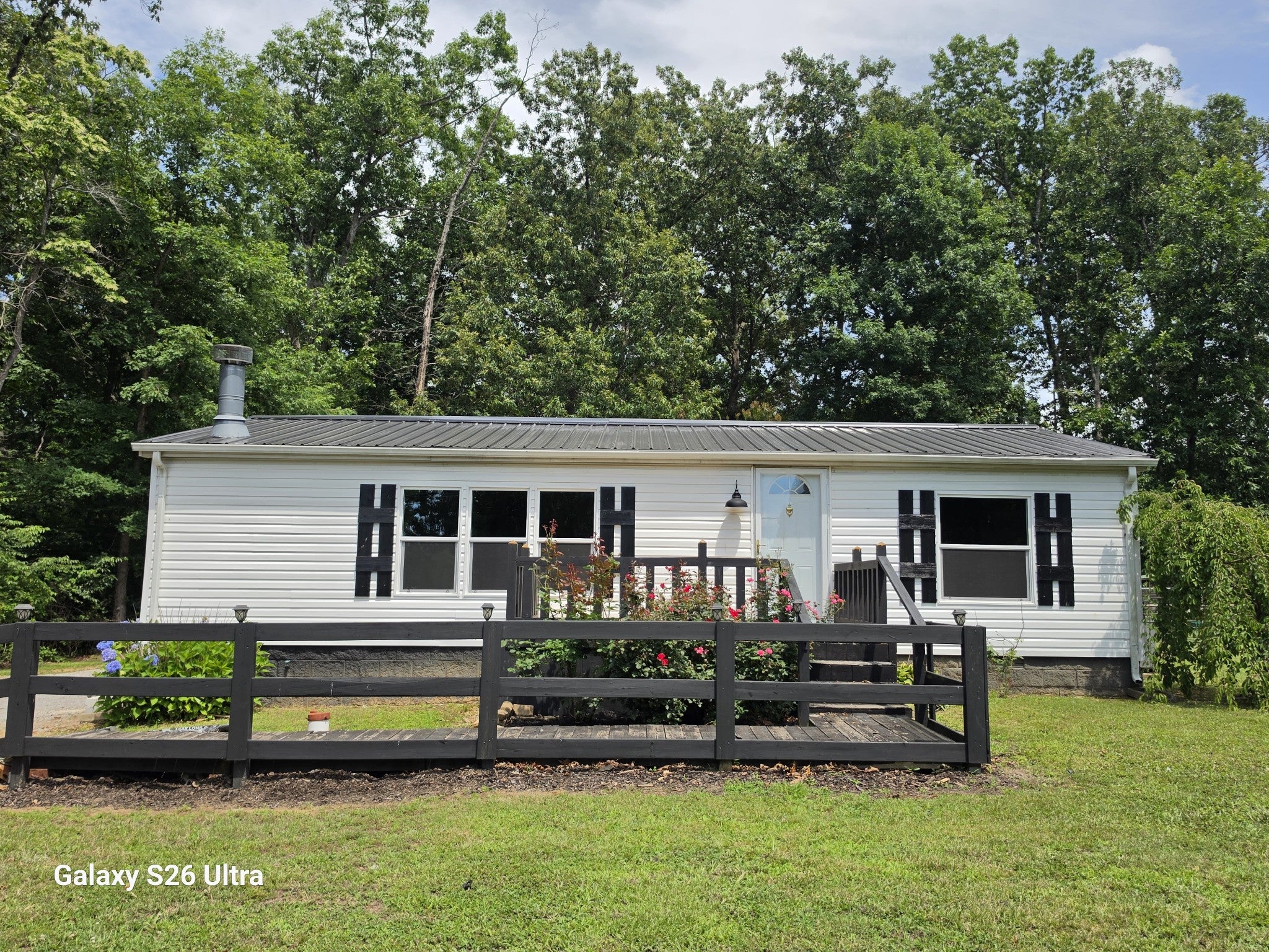 1361 Lakeshore Dr — photo