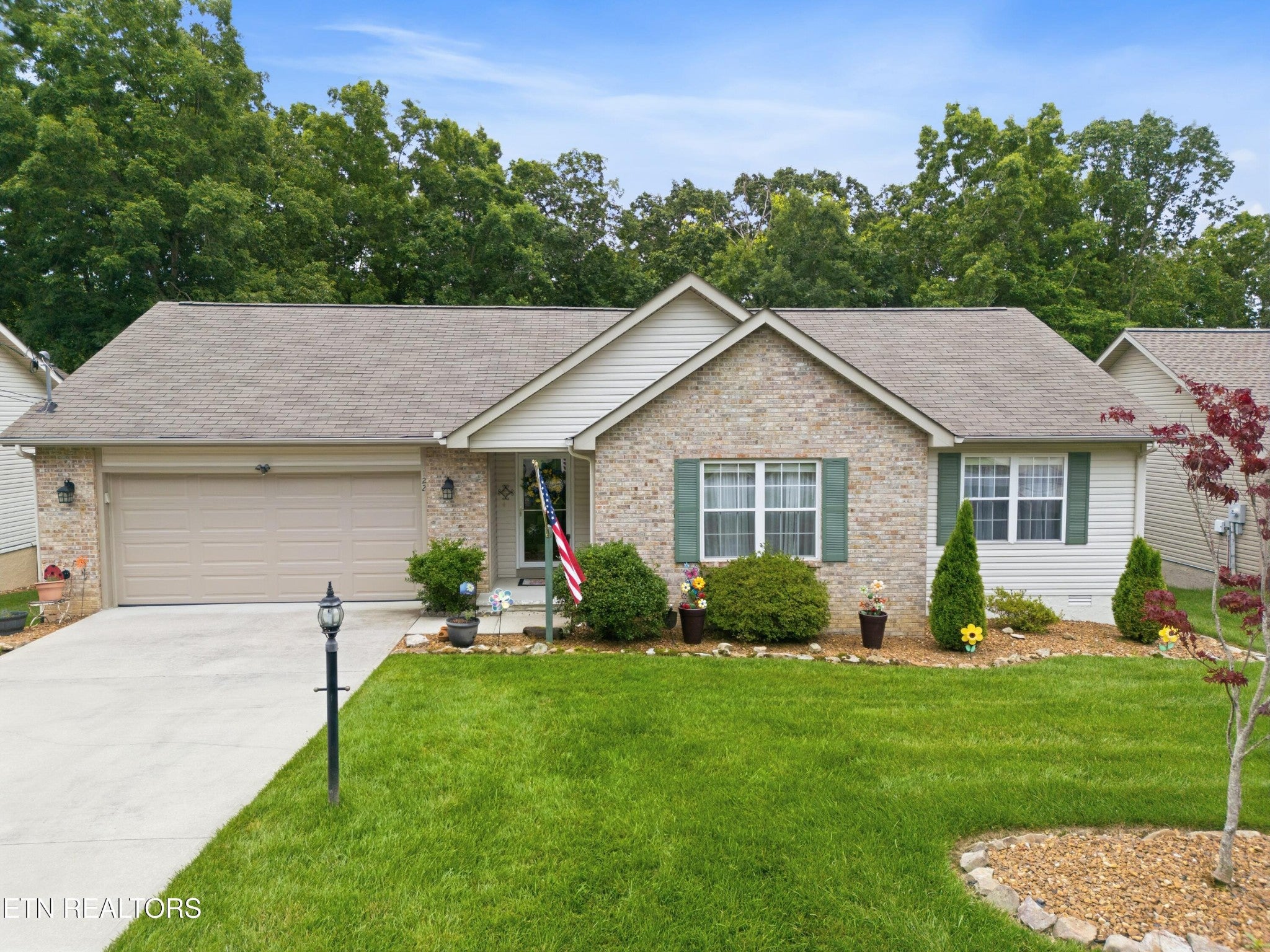 122 Wycliff Lane — photo