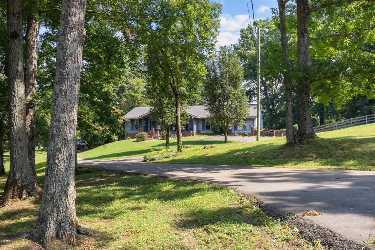 1446 Old Hillsboro Rd — photo