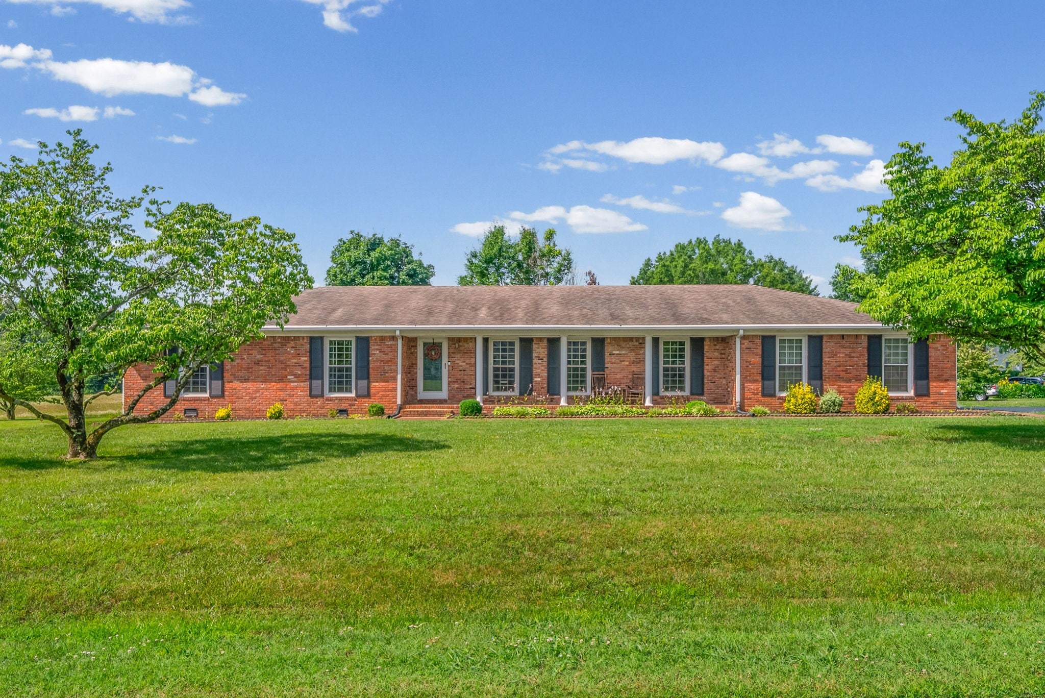 258 Colt Dr — photo