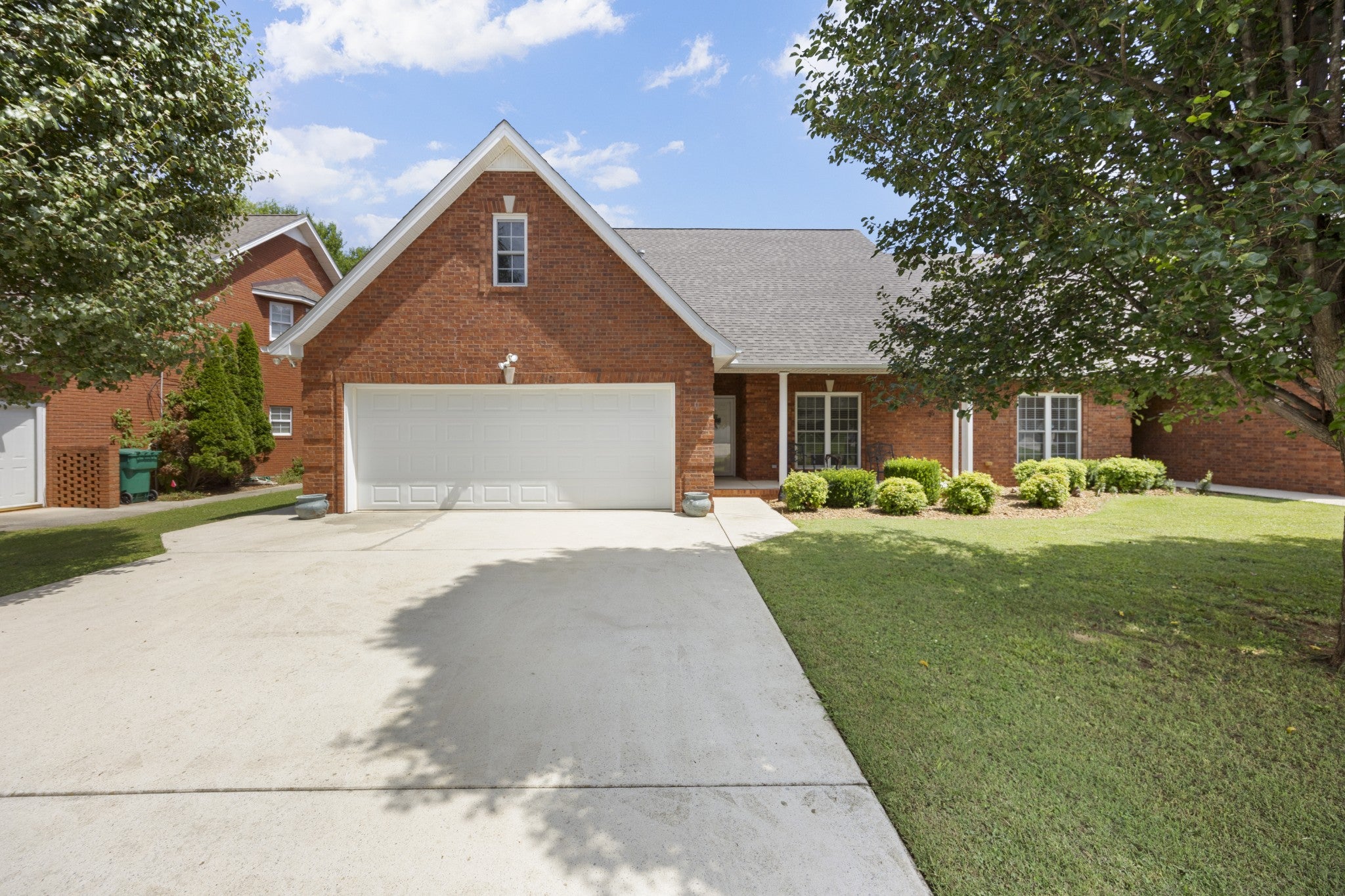 342 Chase Cir — photo