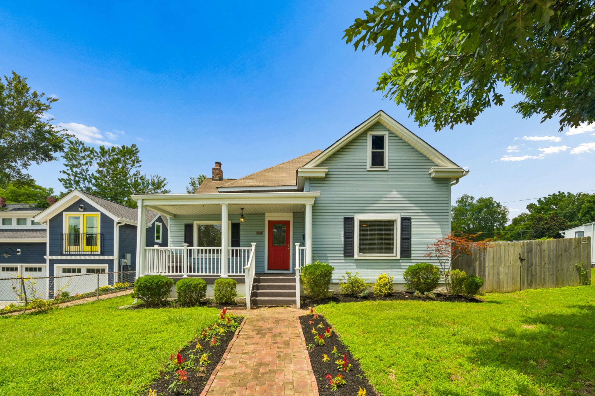810 Porter Rd — photo