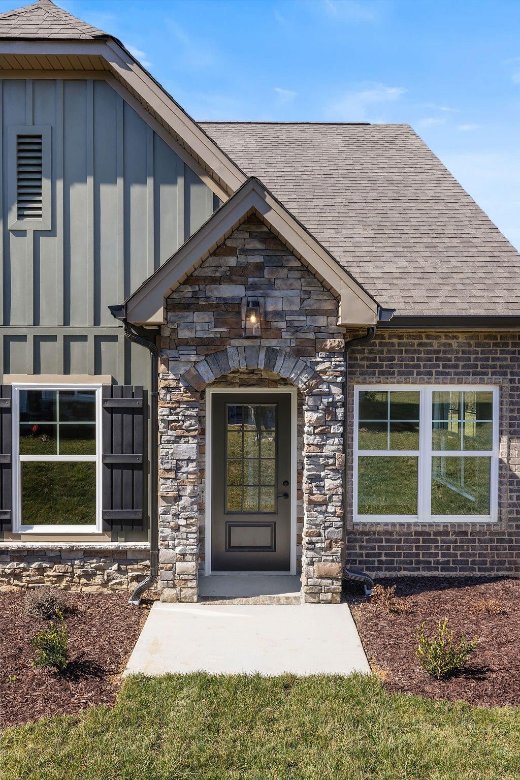 92 Founding Way 22 — photo