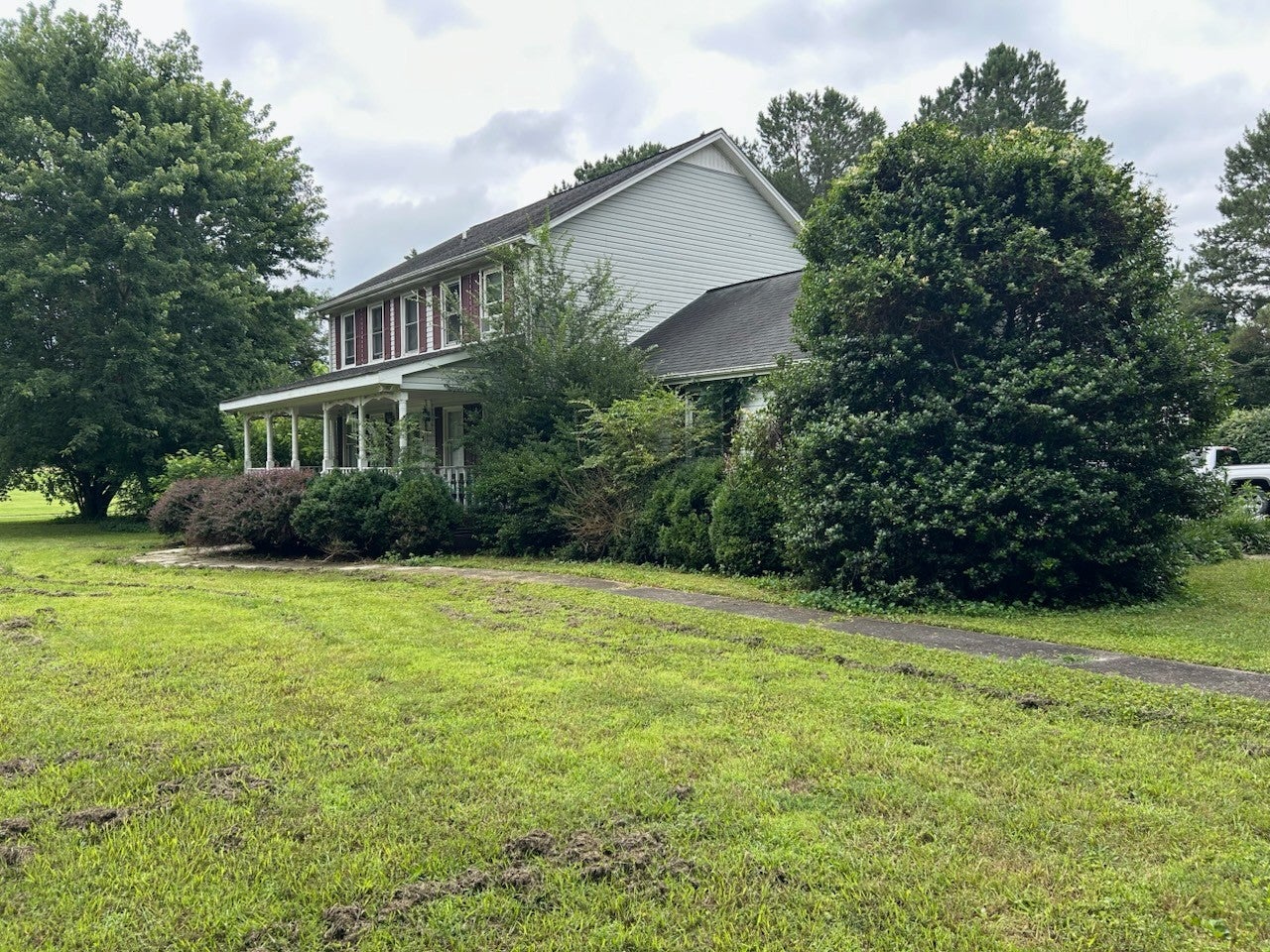 651 Turkey Creek Dr — photo
