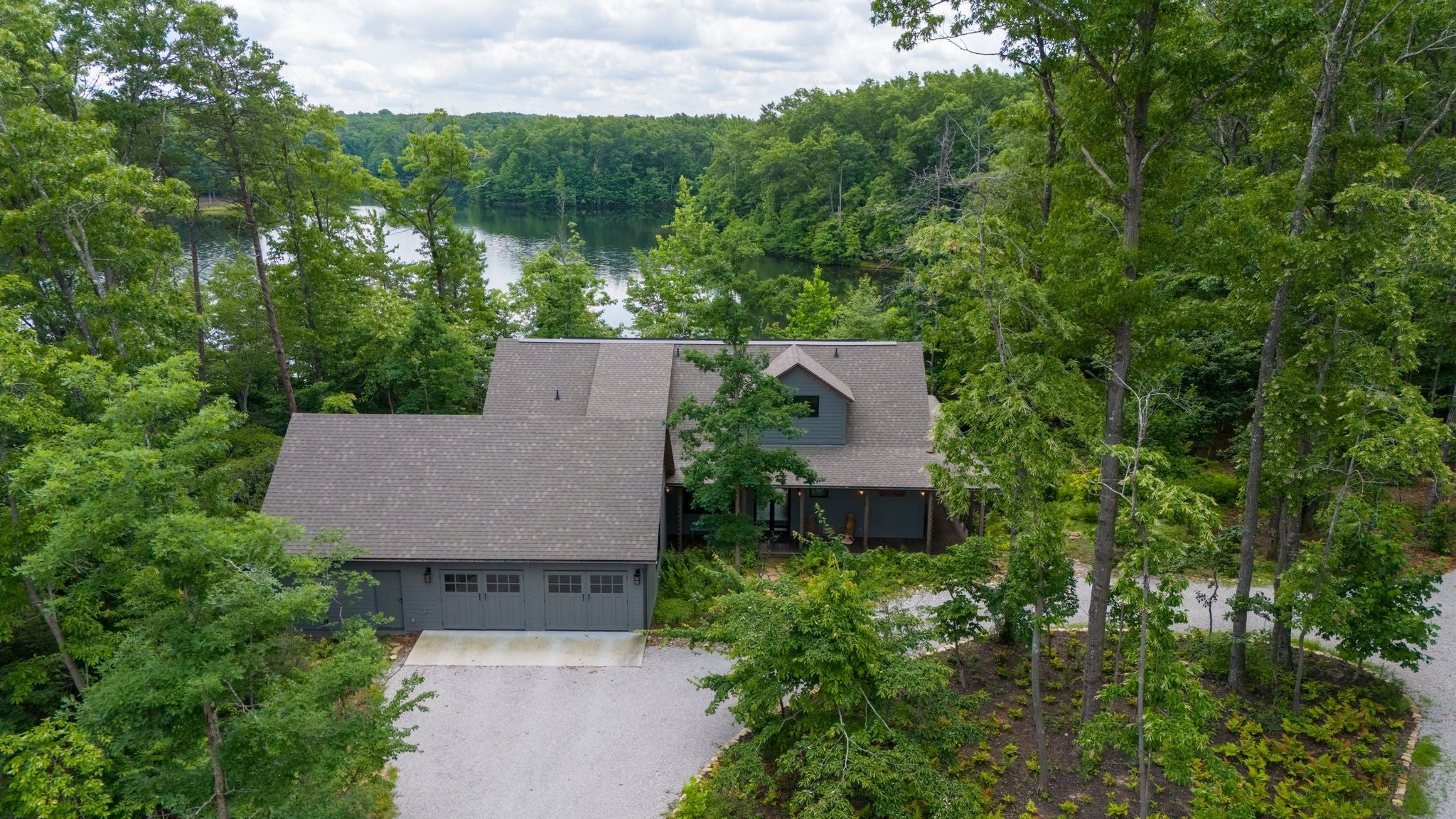 201 Water View Ln — photo