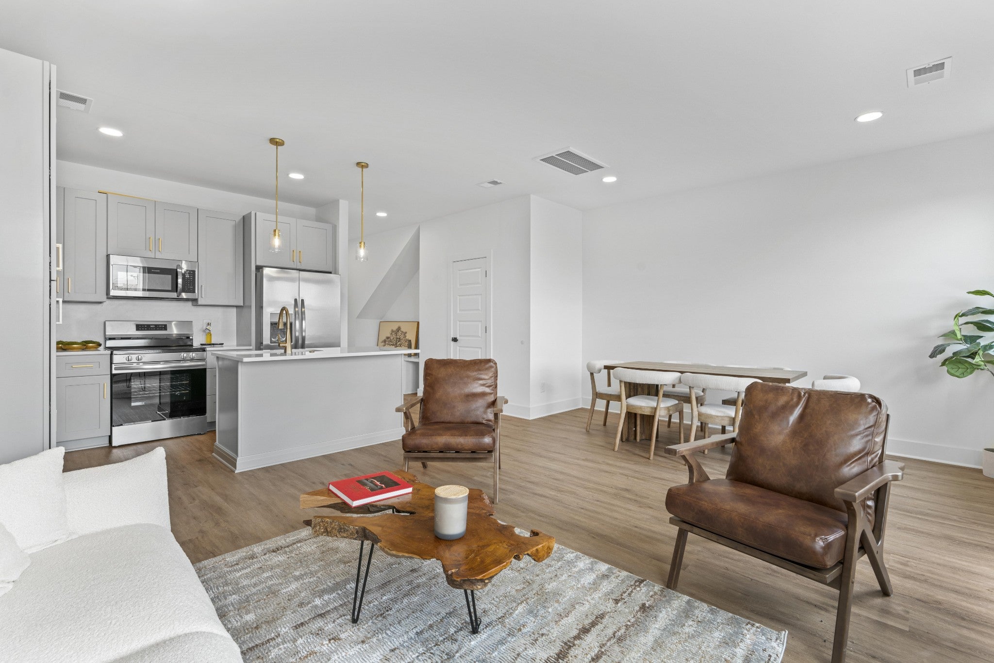 174 High Park Cir 174 — photo