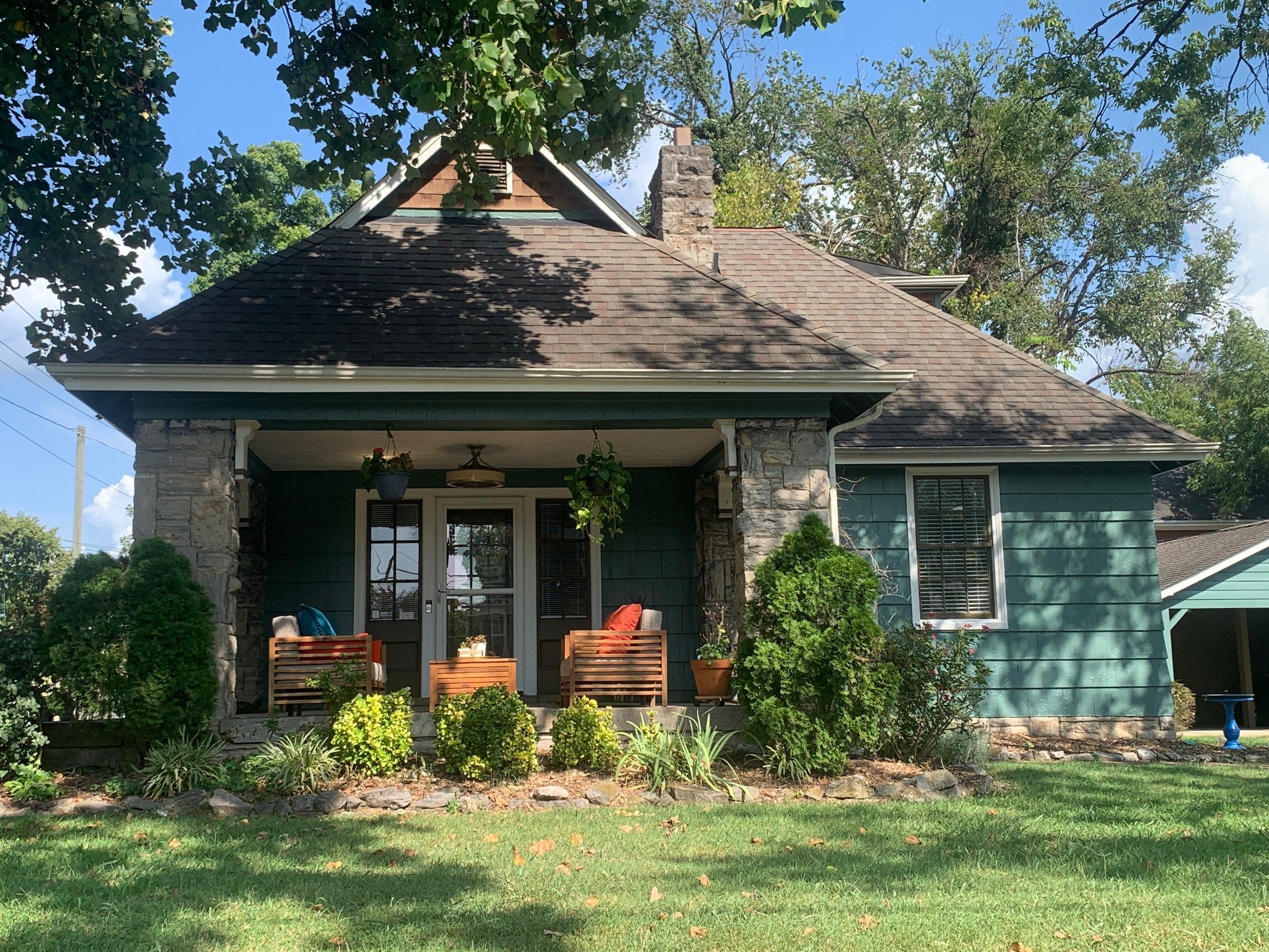 733 Benton Ave — photo